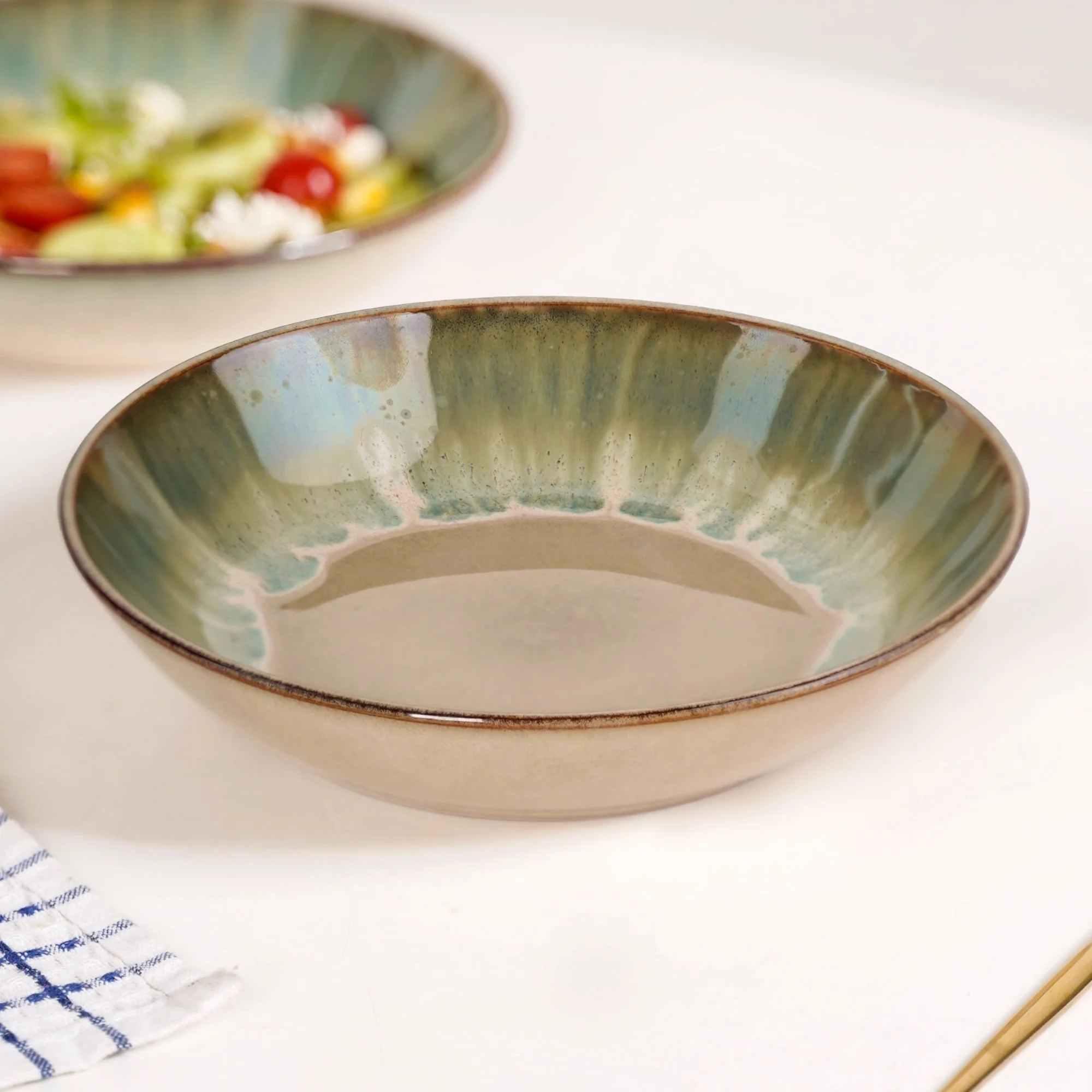 Abstract Ombre Green Ceramic Salad Bowl Set Of 2 650ml - Image 6