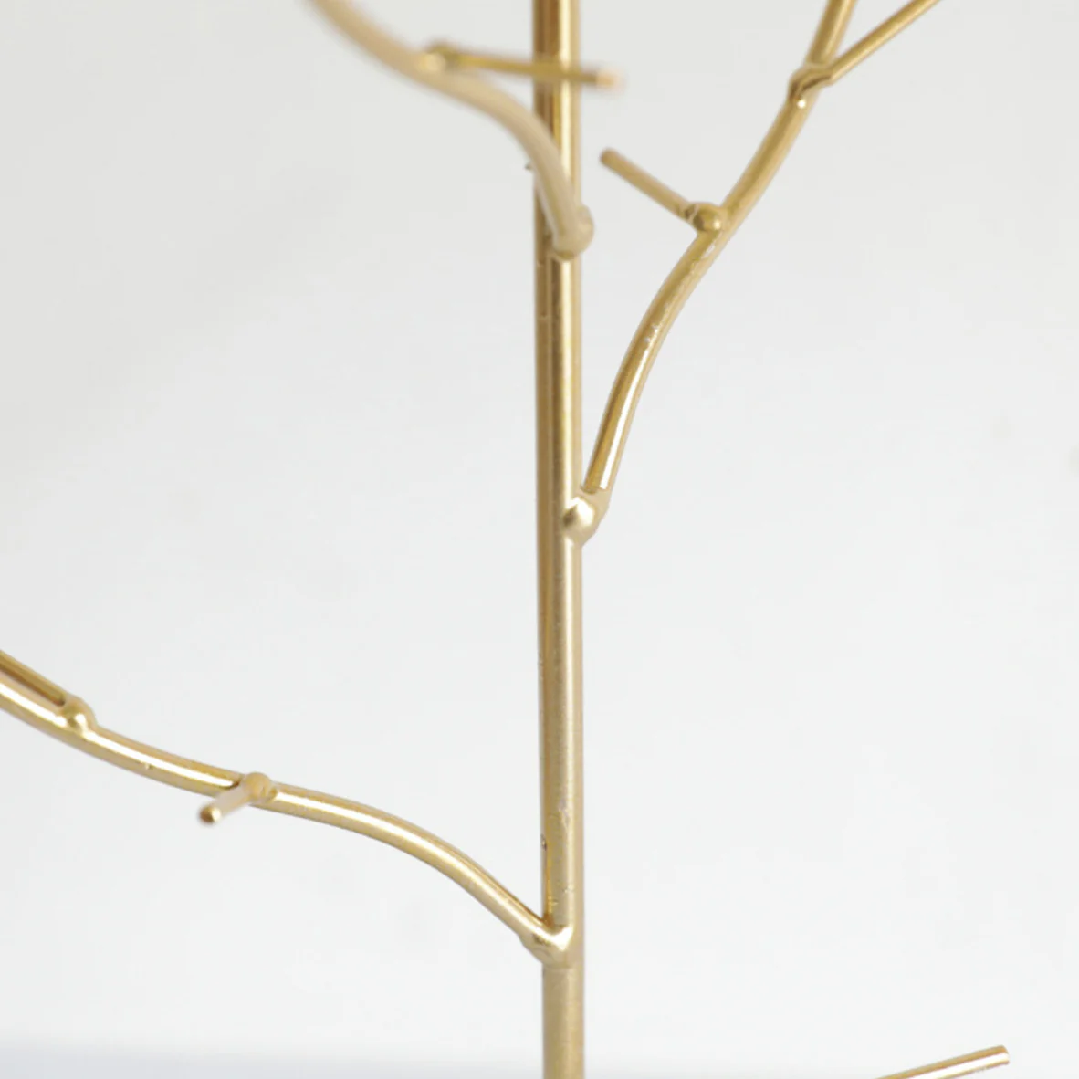 Accessories Stand - Image 7