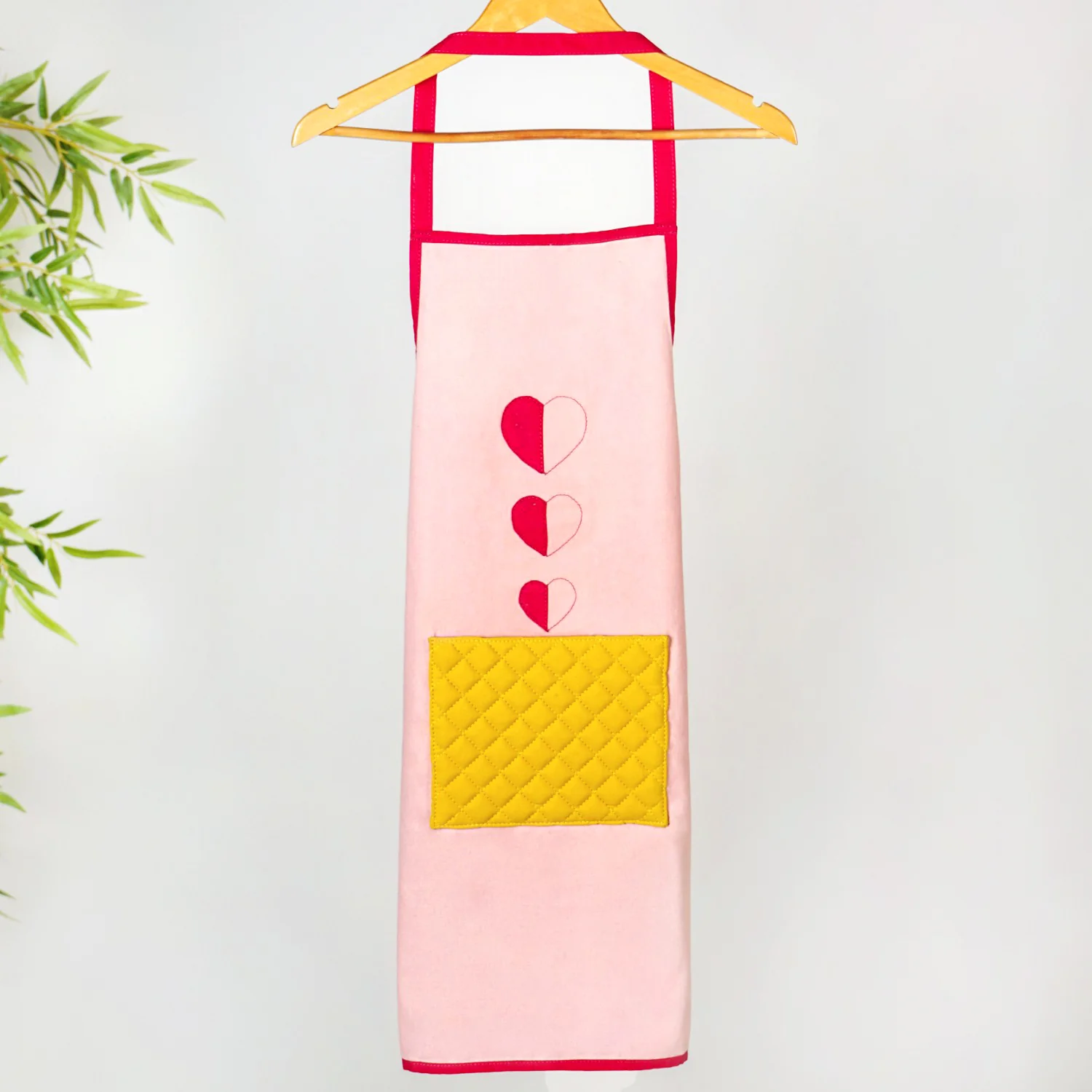 All Hearts Chef Apron With Mitten And Pot Holder - Image 6