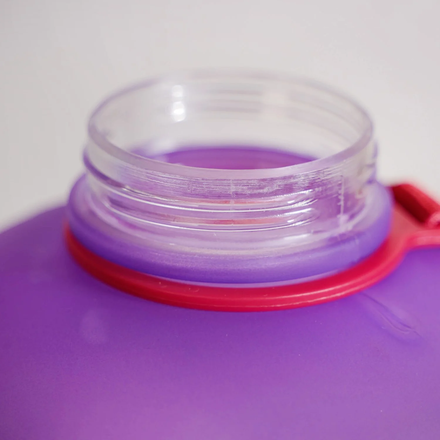 AquaBurst Large Gym Water Bottle With Handle Ombre Purple Red 2200ml - Image 8