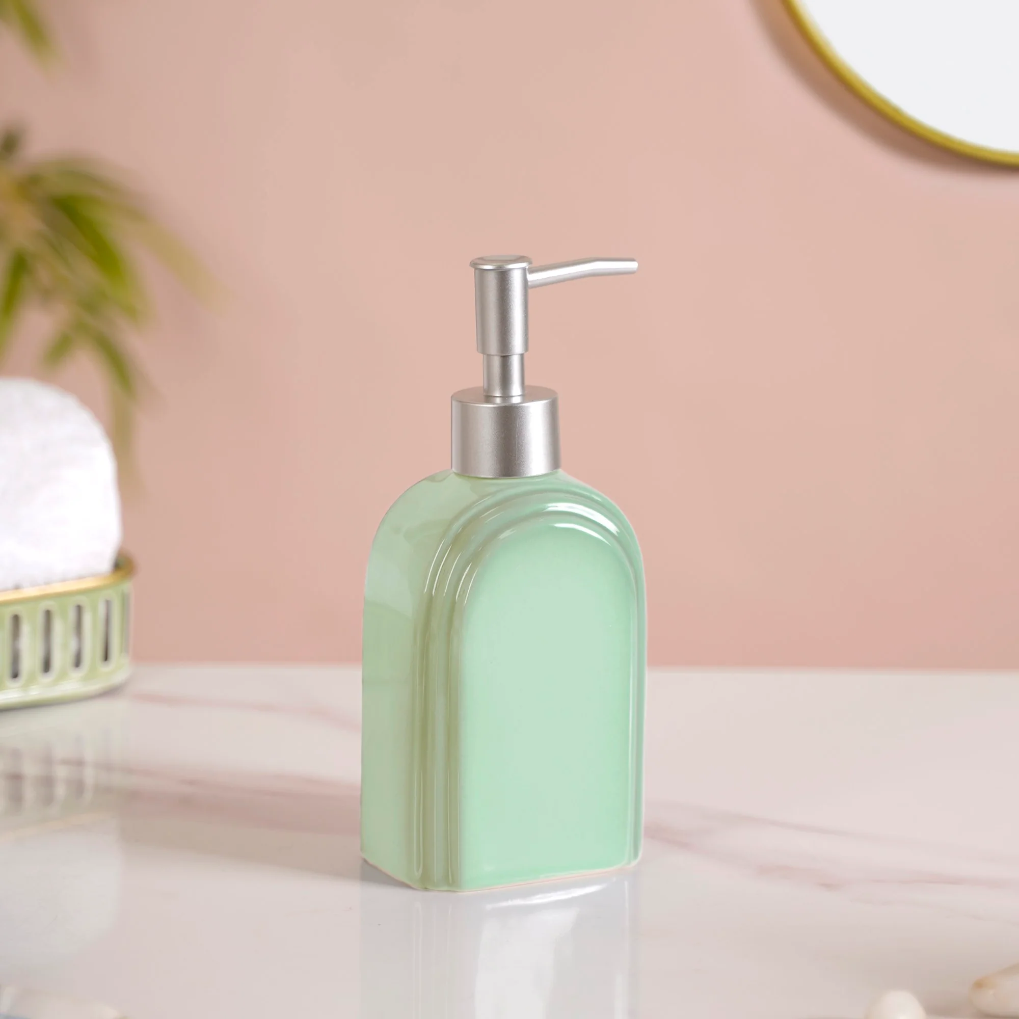 Art Deco Bathroom Set Of 3 With Tray Jade Green - Image 9