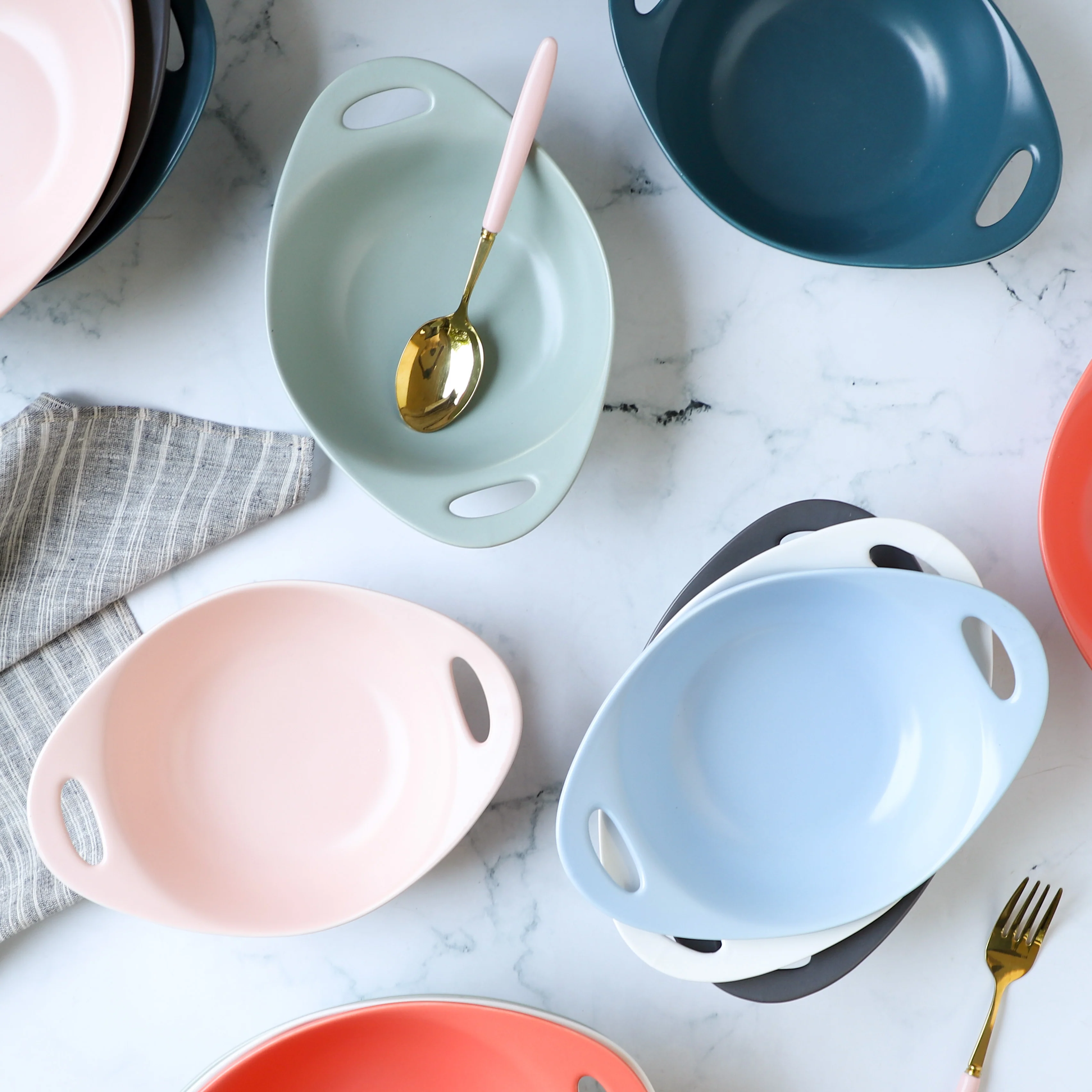 Modern Serving Bowl With Handle Pink Small - Image 5