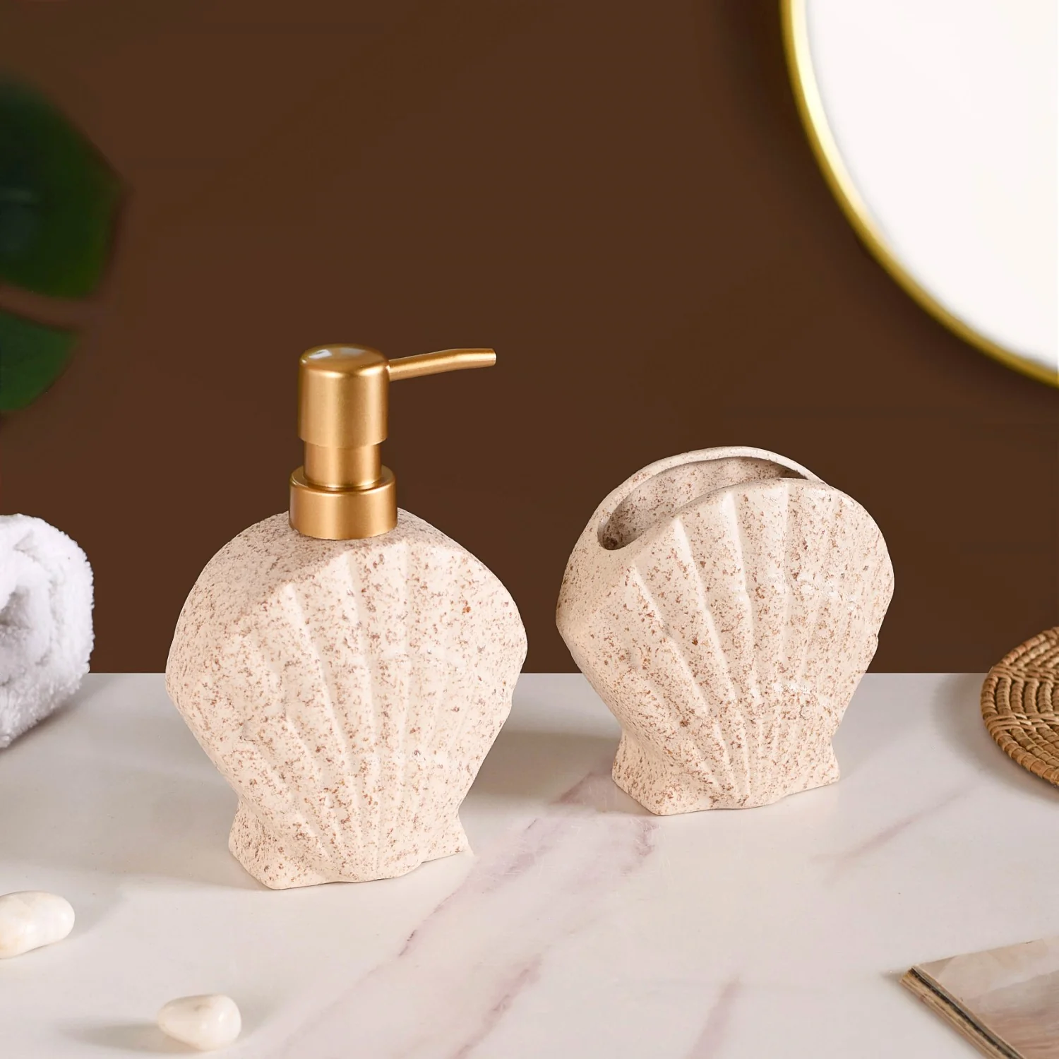Beach Shell Ceramic Bath Set of 2 Cream Beige - Image 4