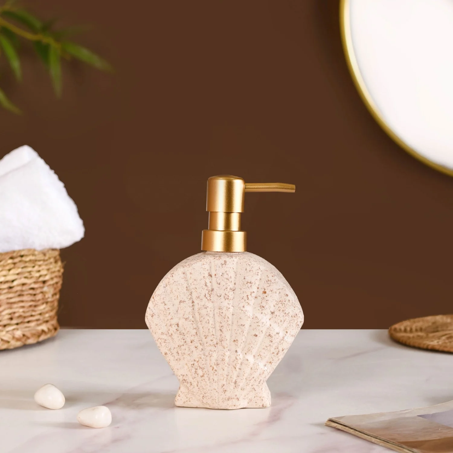 Beach Shell Ceramic Bath Set of 2 Cream Beige - Image 7