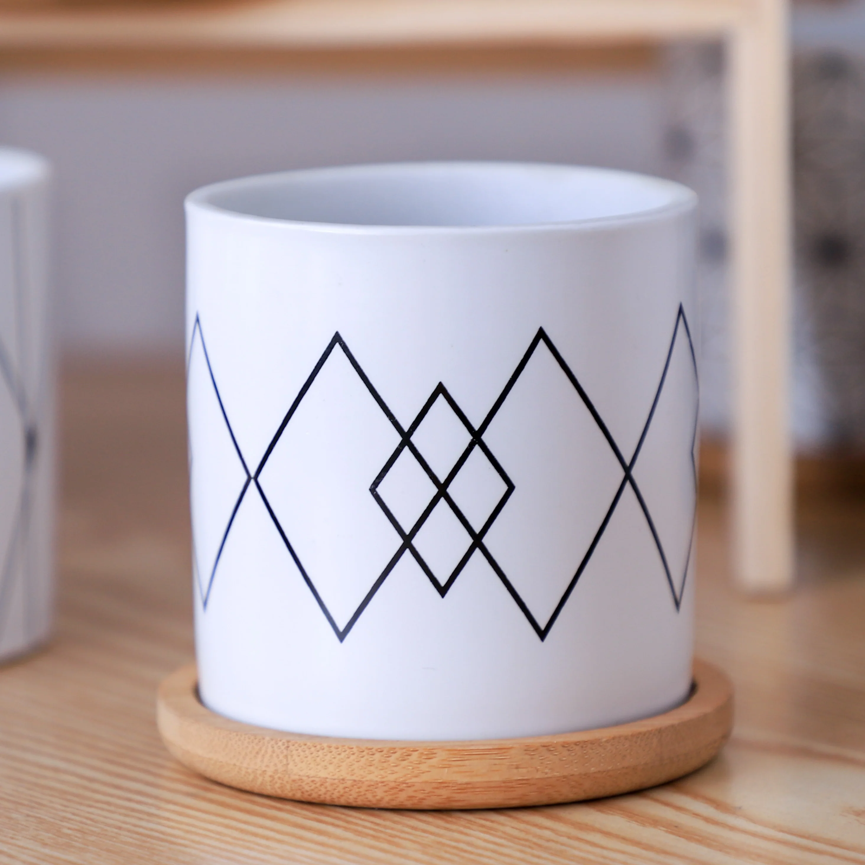 Black And White Planter - Image 23