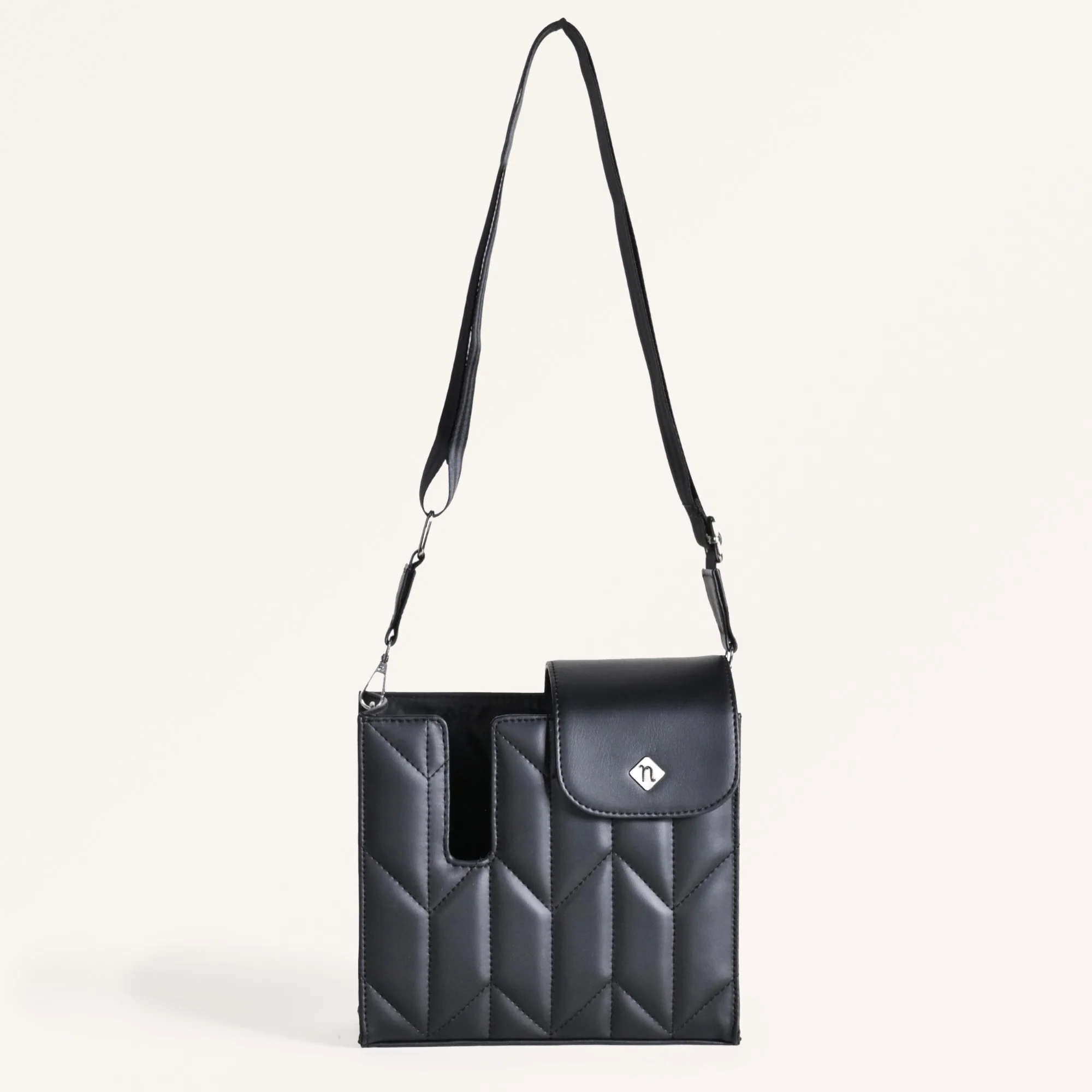 Black Crossbody Bag For Bottles - Image 3