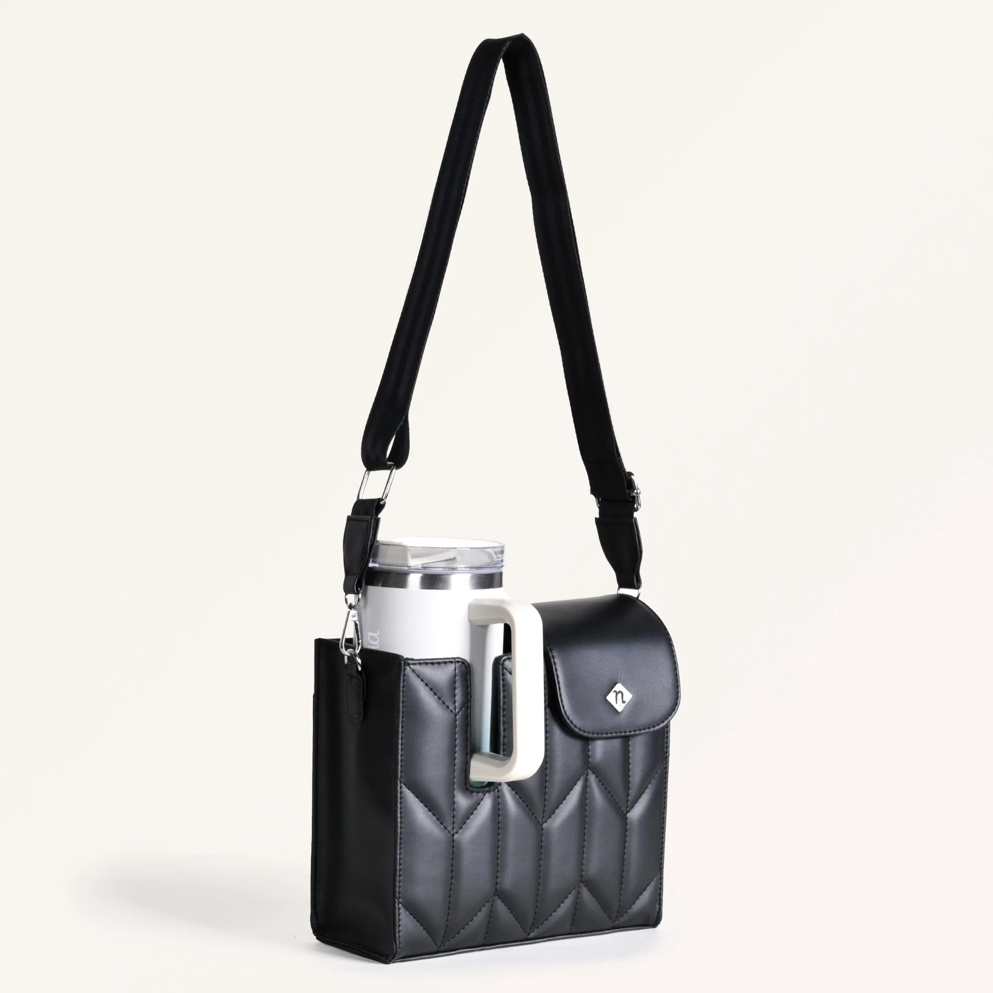 Black Crossbody Bag For Bottles - Image 8