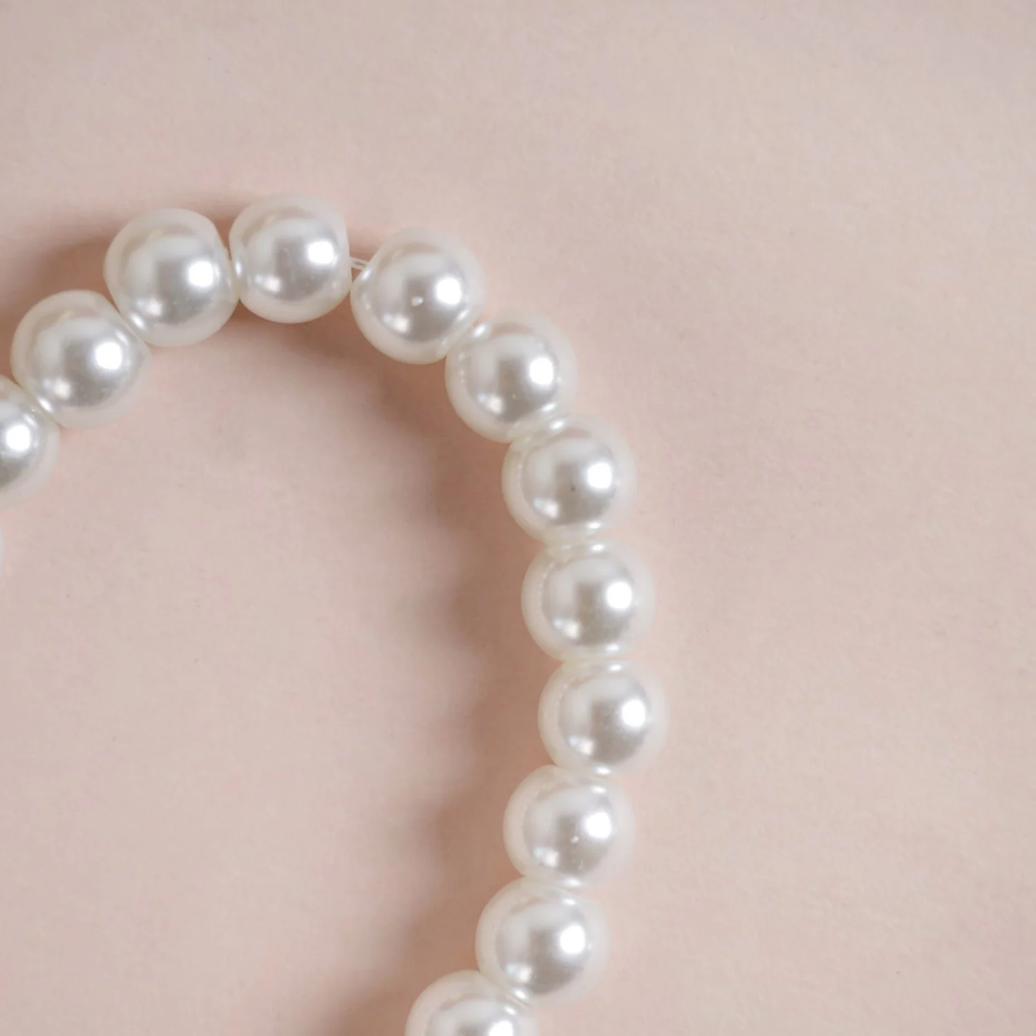 Blooming Bow Keychain With Pearl Dangler - Image 9