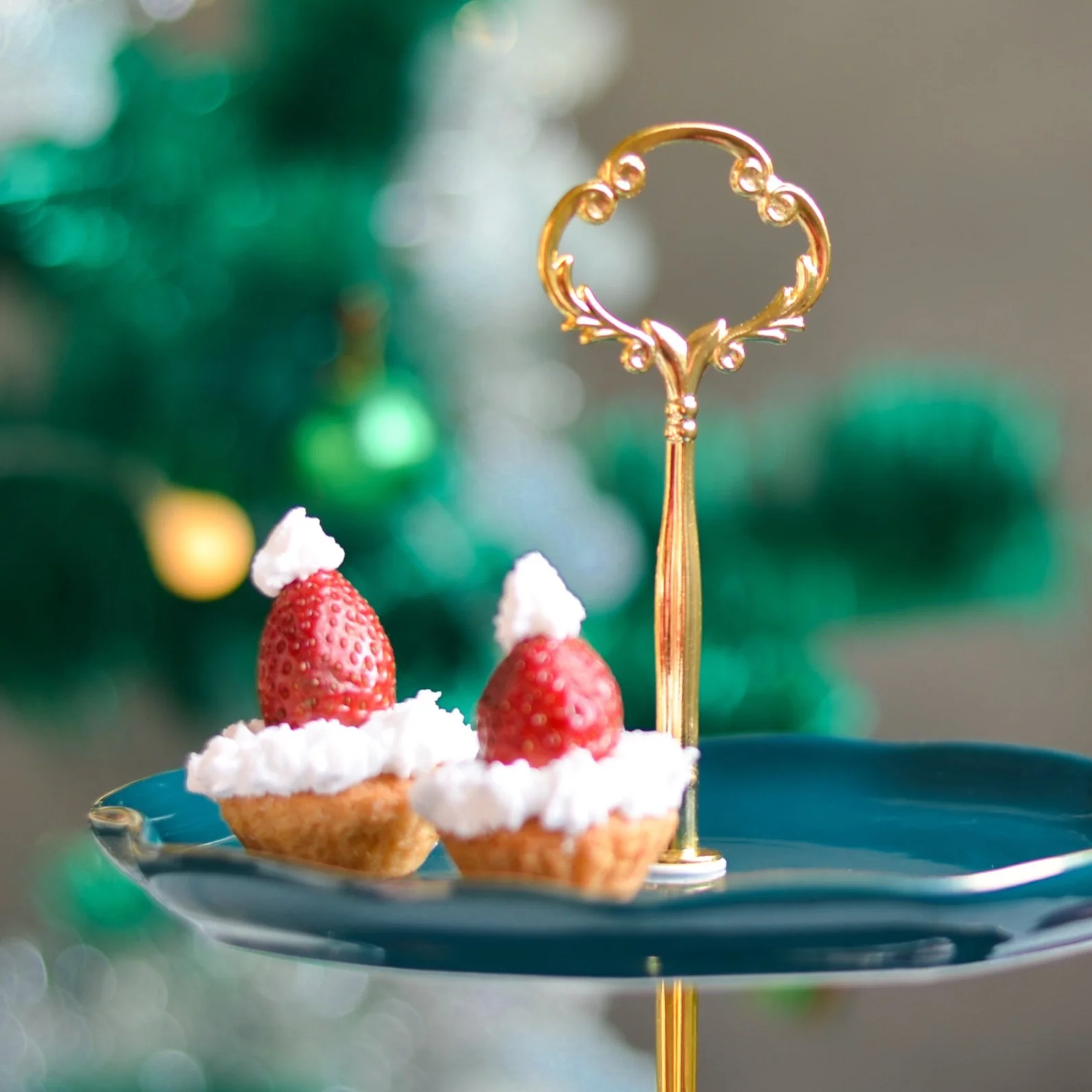 Cake And Cupcake Stand - Image 6