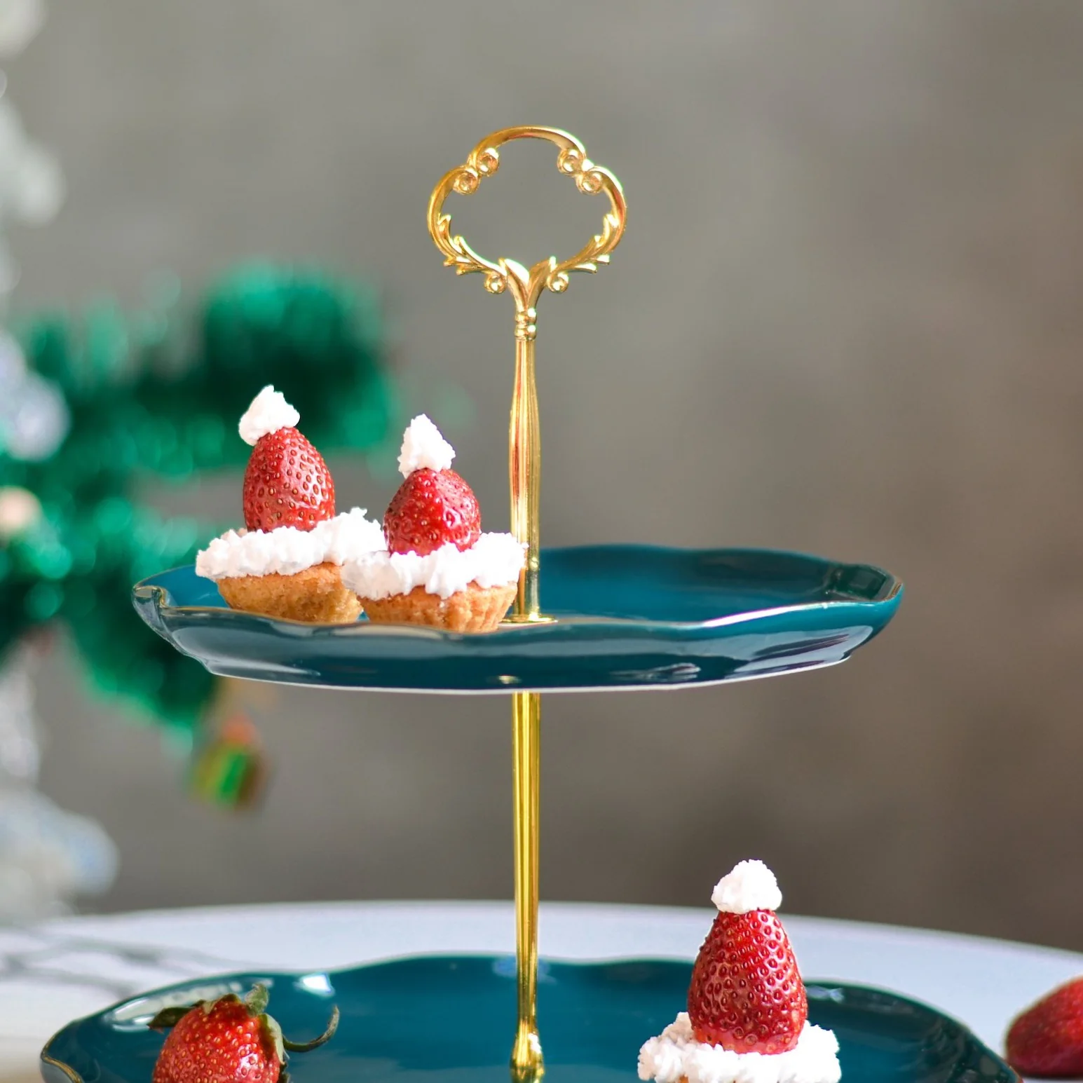 Cake And Cupcake Stand - Image 7