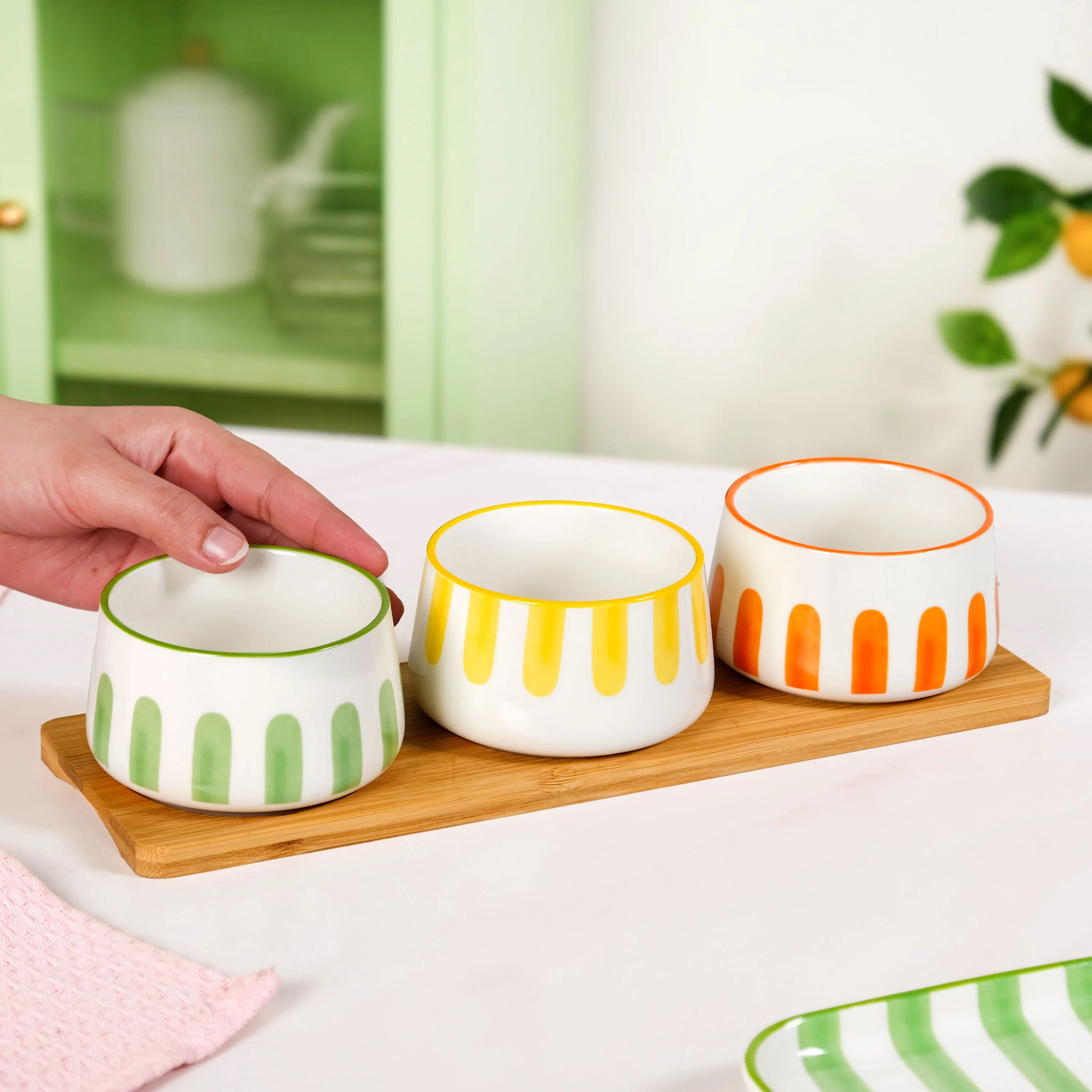 Carnival Stripe Bowls With Tray Set Of 4 - Image 3
