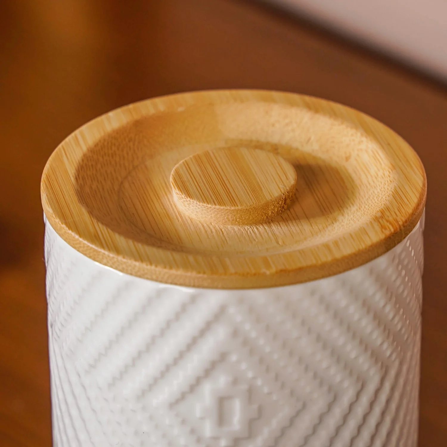 Ceramic Airtight Jar With Lid Large 700ml - Image 7