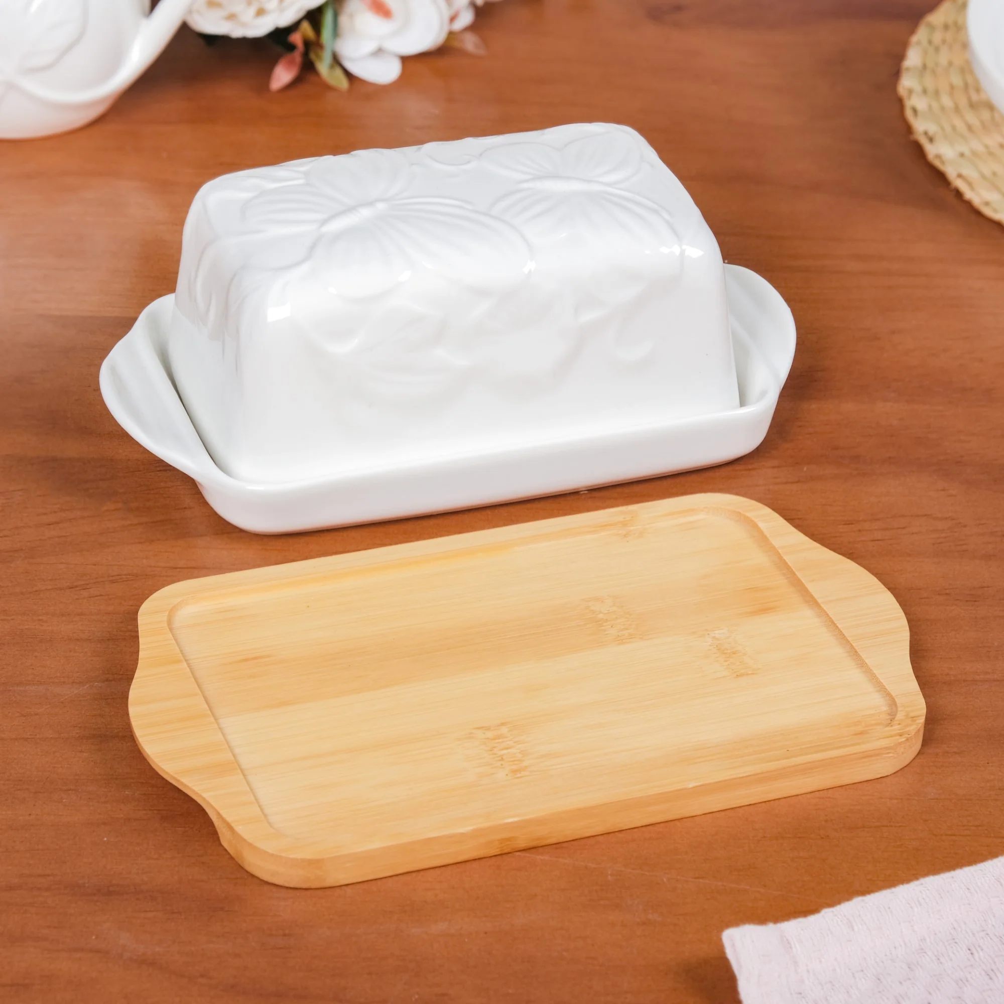 Ceramic Butter Dish With Lid And Wooden Tray - Image 6