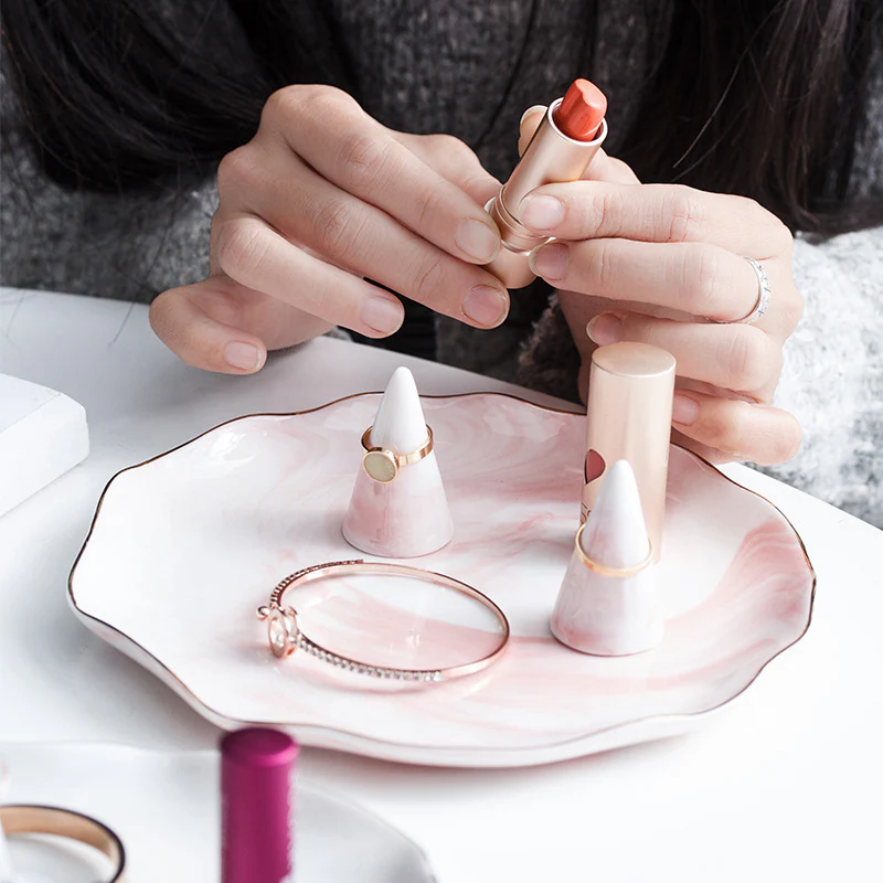 Ceramic Ring Holder - Image 4