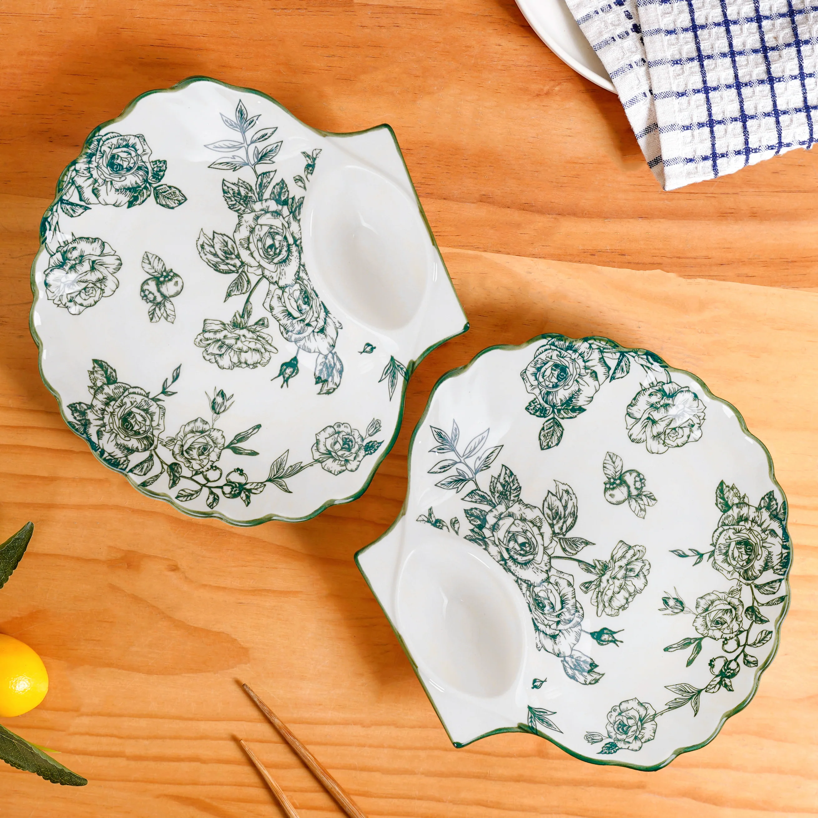 Chinoiserie Green Ceramic Section Plates Set Of 2 - Image 9