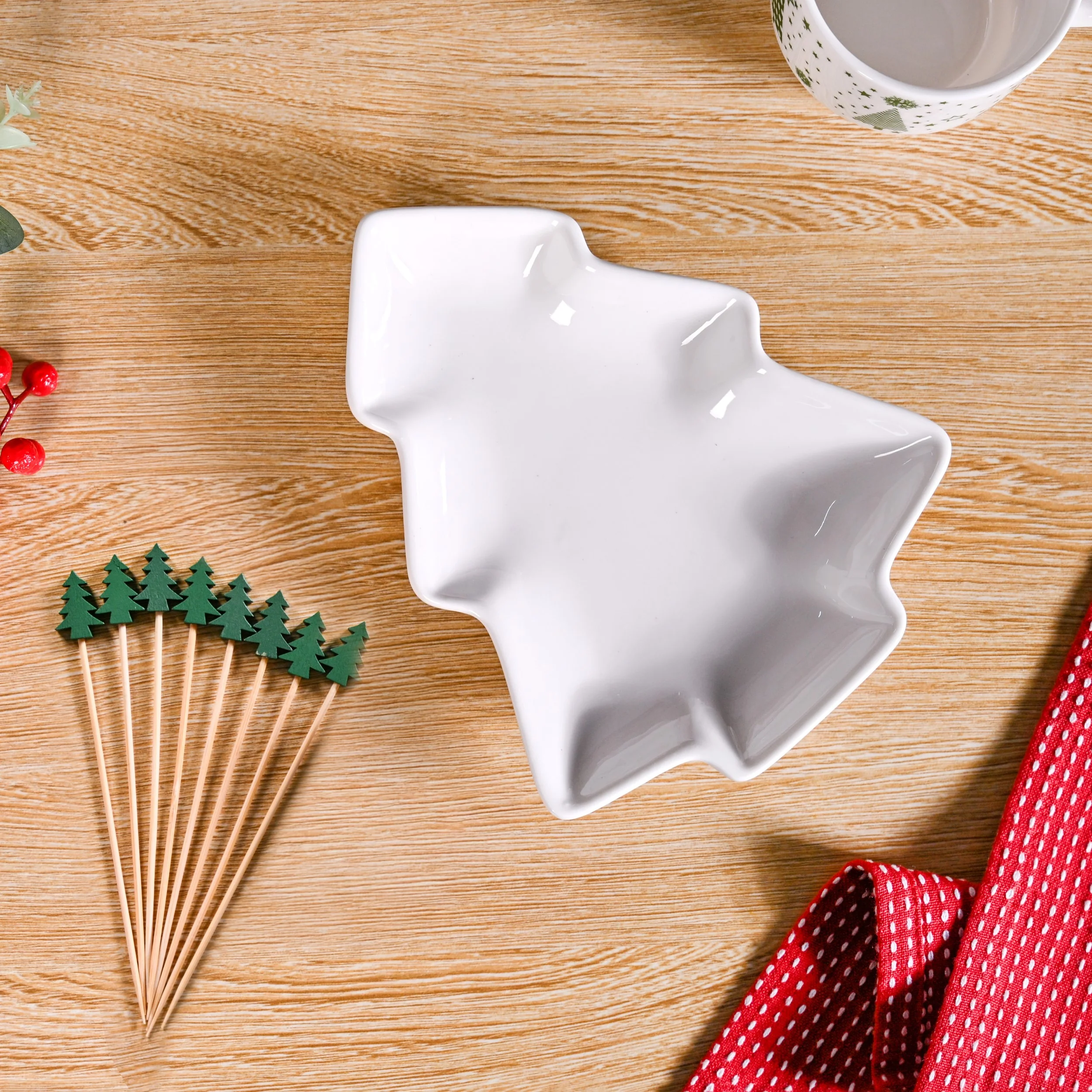Christmas Cups Spoon Tree Platter Picks Gift Set - Image 6