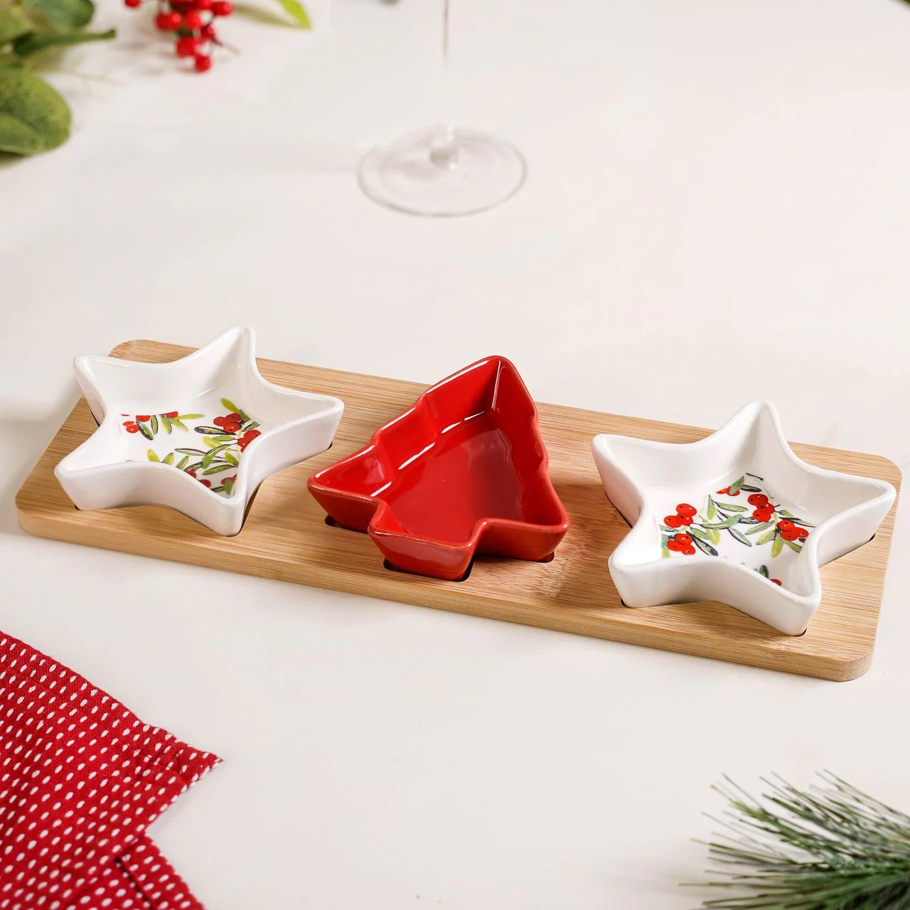 Christmas Tree And Star Platter Set Of 4 - Image 9