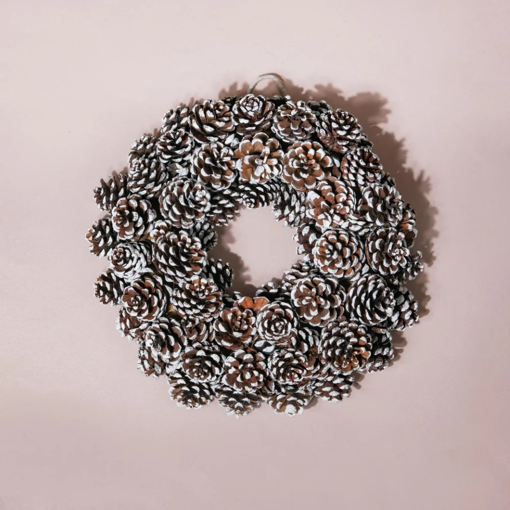 Christmas Wreath Of Snowy Pinecones 11 Inch - Image 10