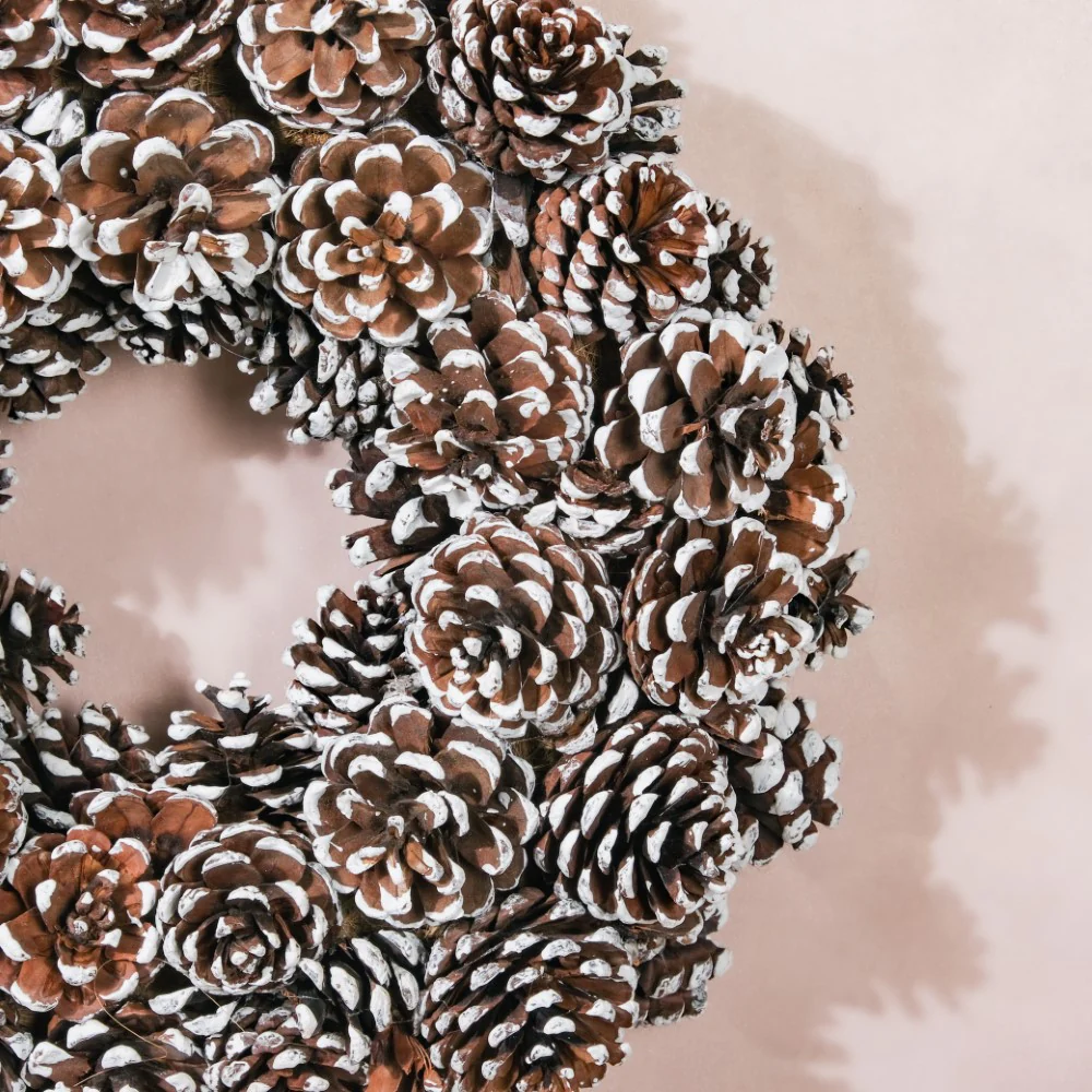 Christmas Wreath Of Snowy Pinecones 11 Inch - Image 9