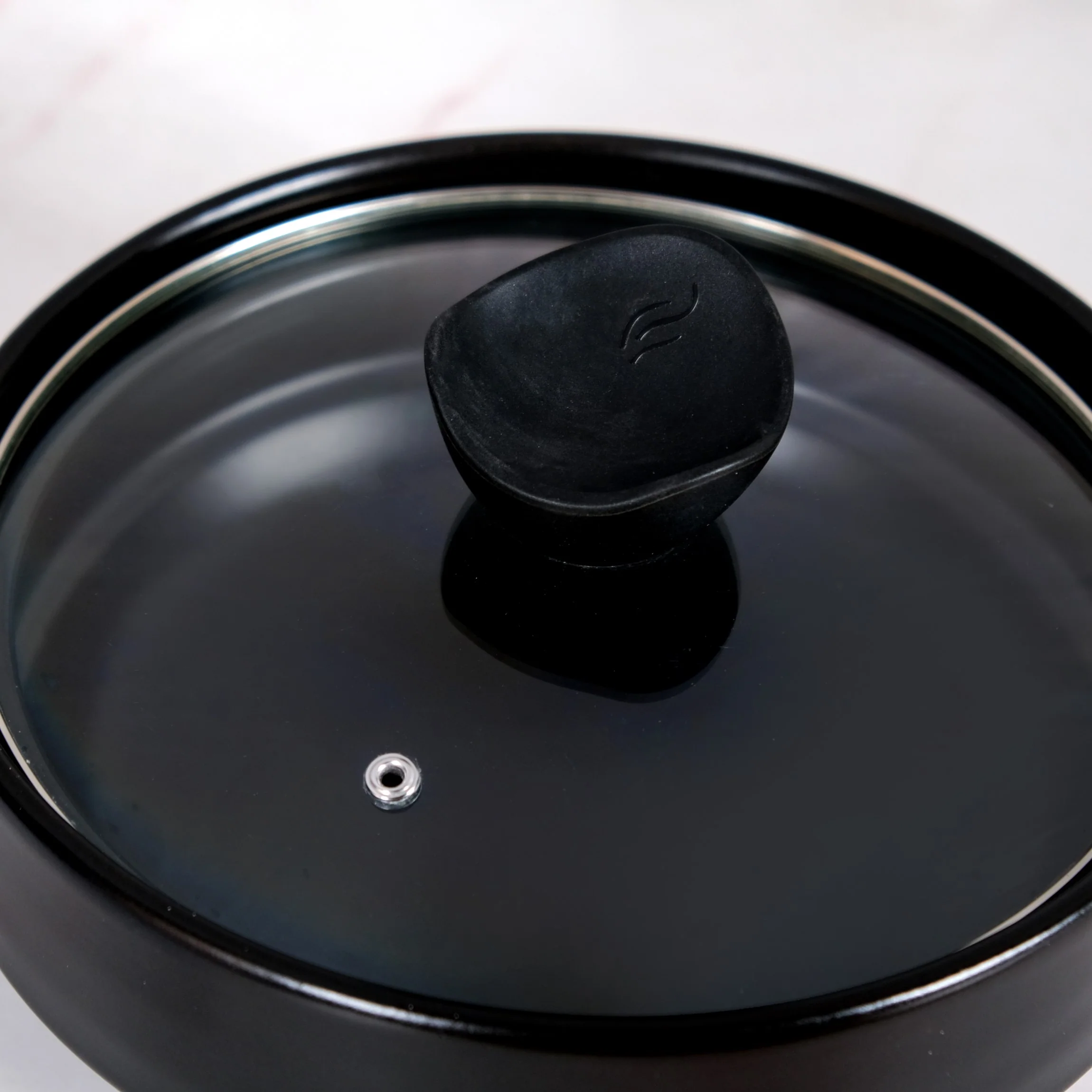 Classic Black Korean Ceramic Cooking Pot 2000ml - Image 10