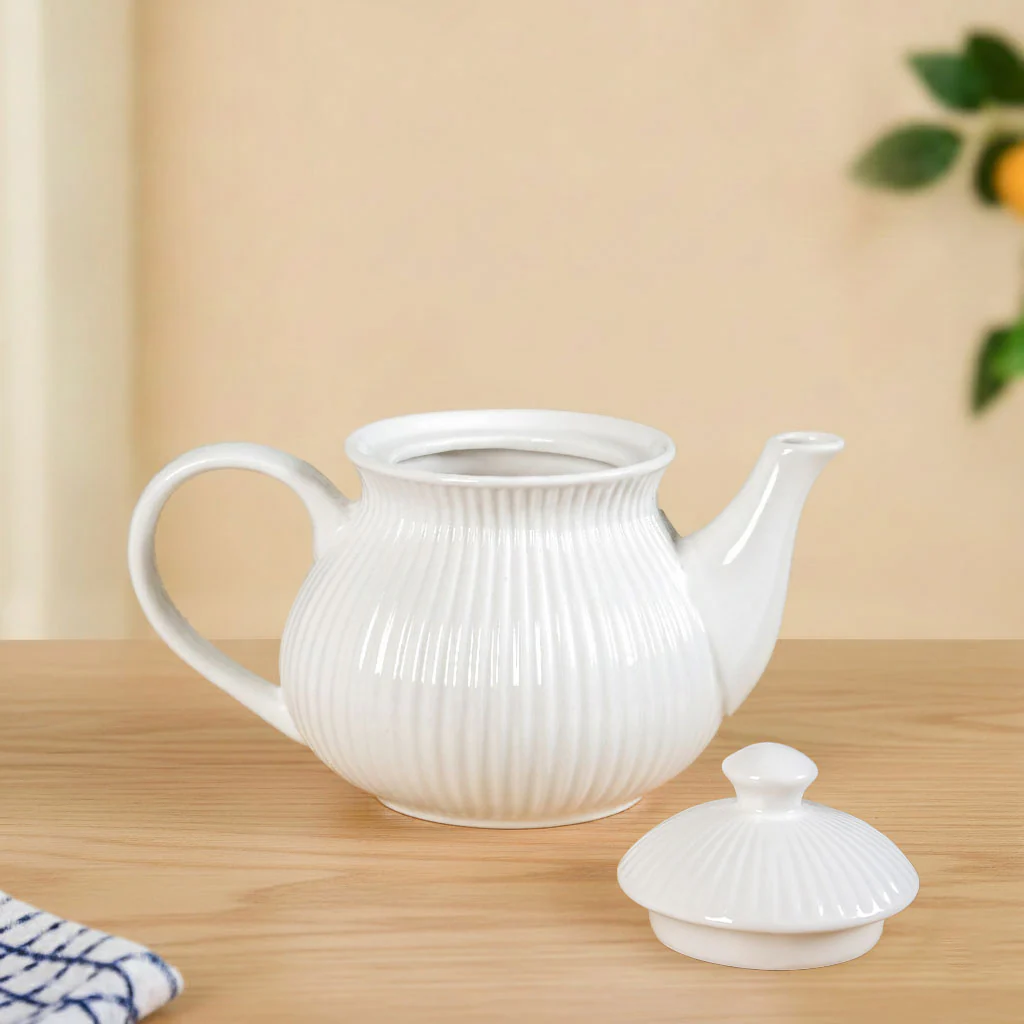 Classic Vintage Ceramic Teapot 600ml - Image 8