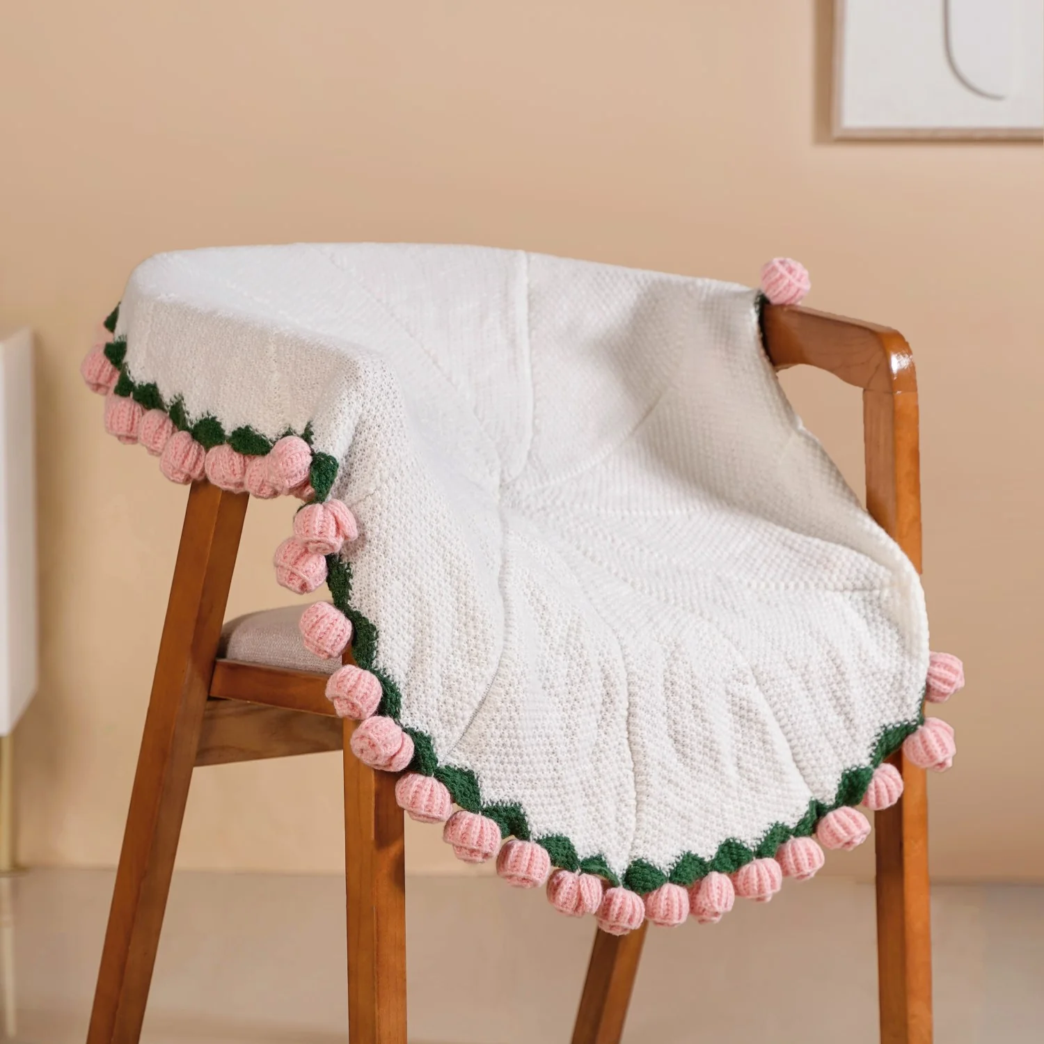 Crochet Flower Bouquet Throw Pink 80cm - Image 8
