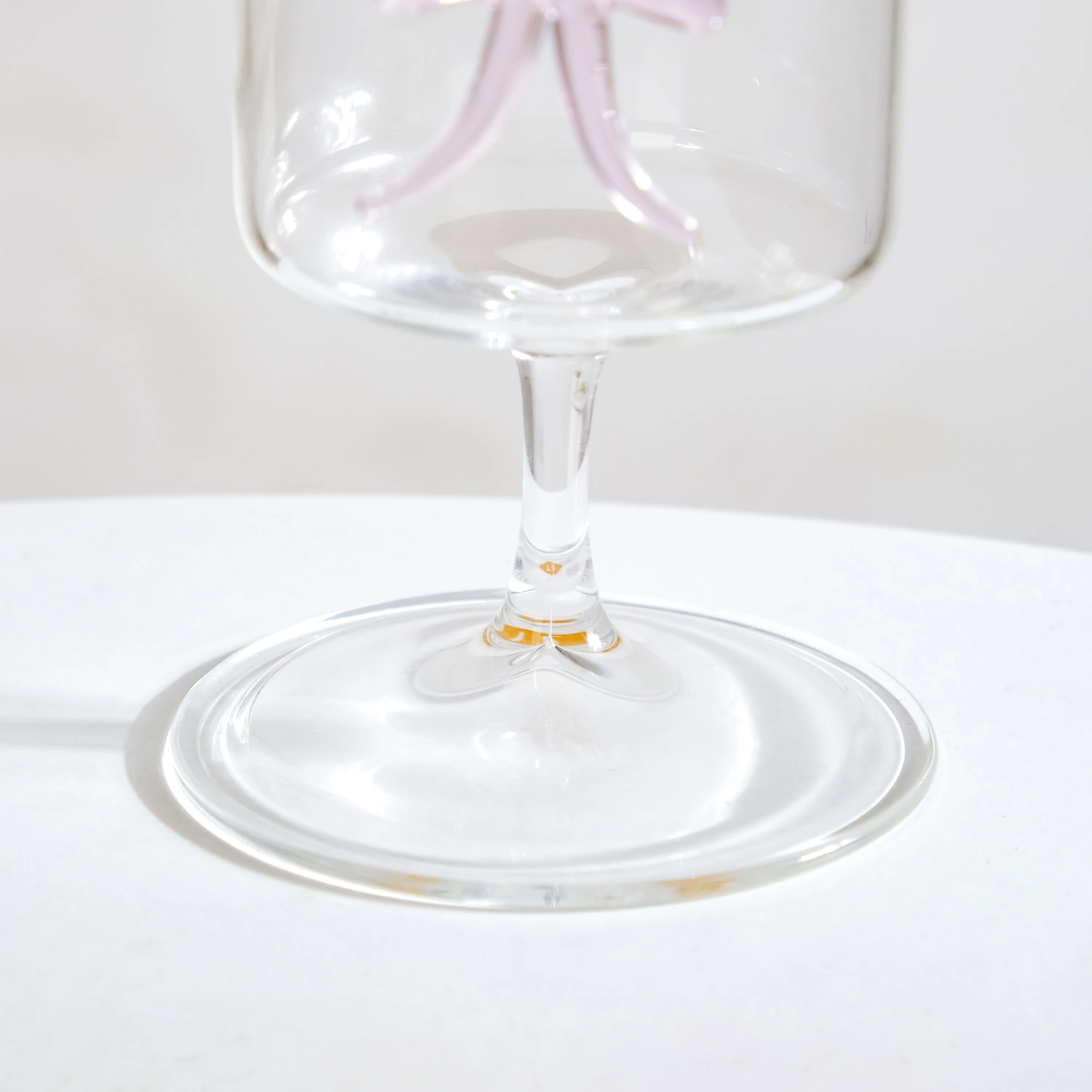 Crystal Pink Bow Borosilicate Wine Glass 250ml - Image 7