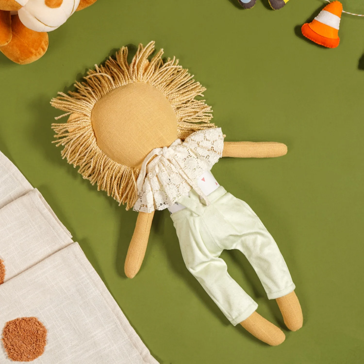 Cuddly Lion Plush Toy For Kids - Image 8