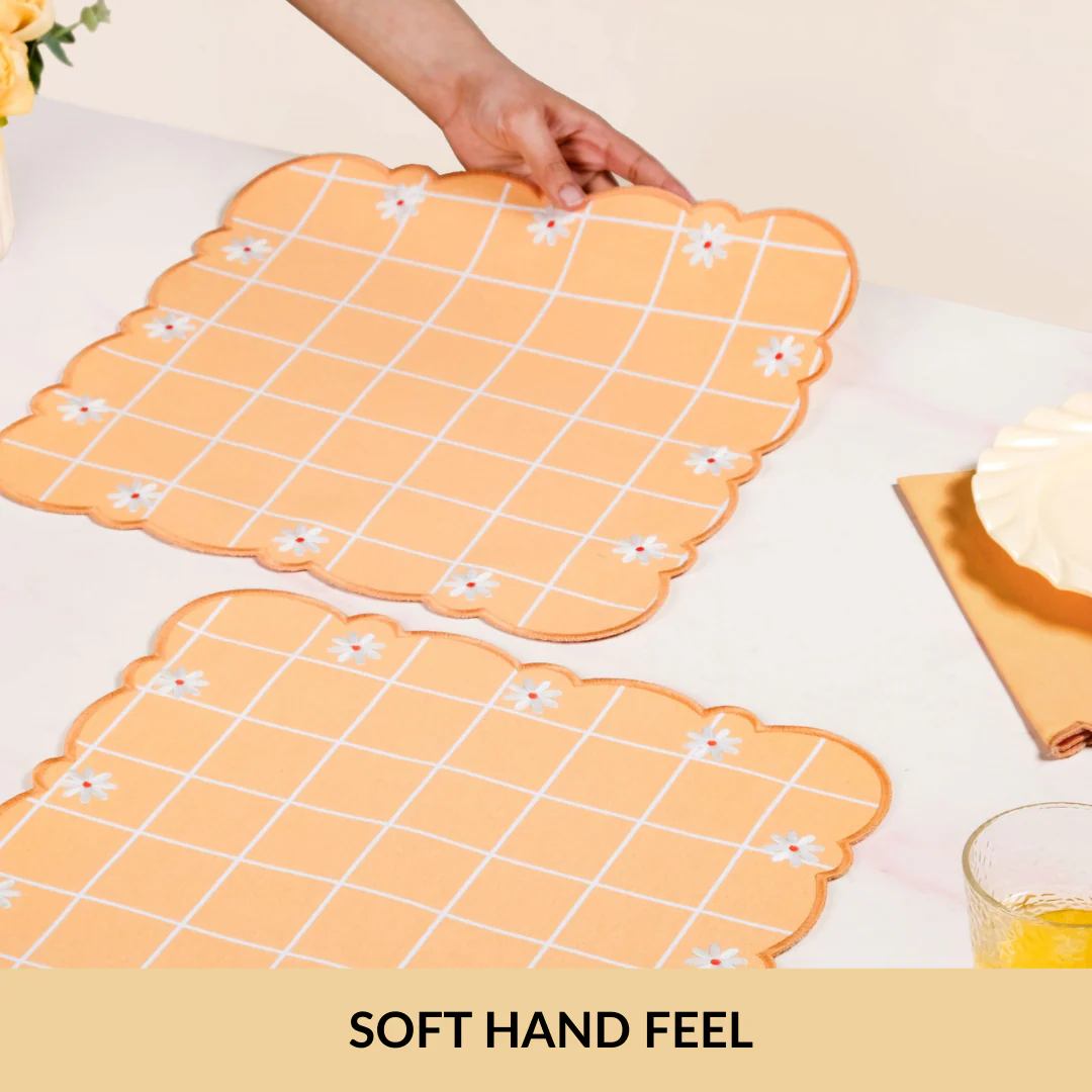Daisy Cotton Embroidered Scallop Table Mat Set Of 6 - Image 6