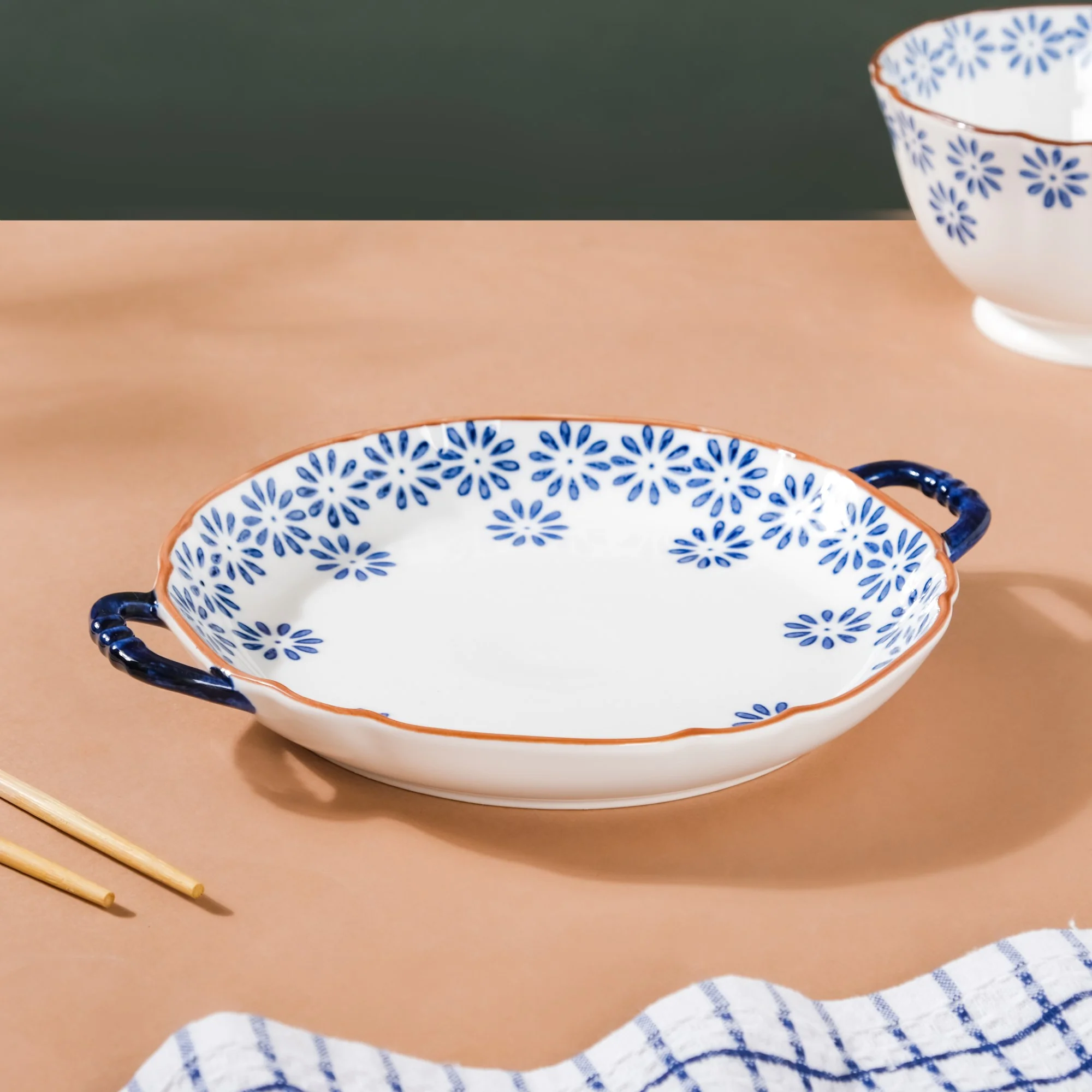 Daisy Dish with Handles - Image 5