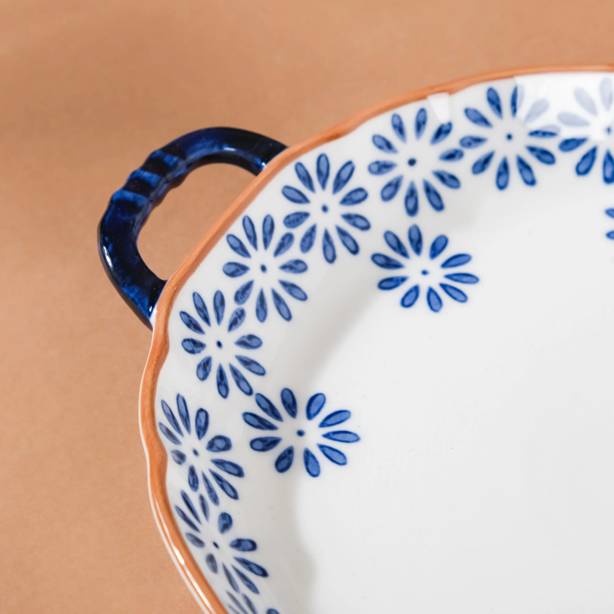 Daisy Dish with Handles - Image 6