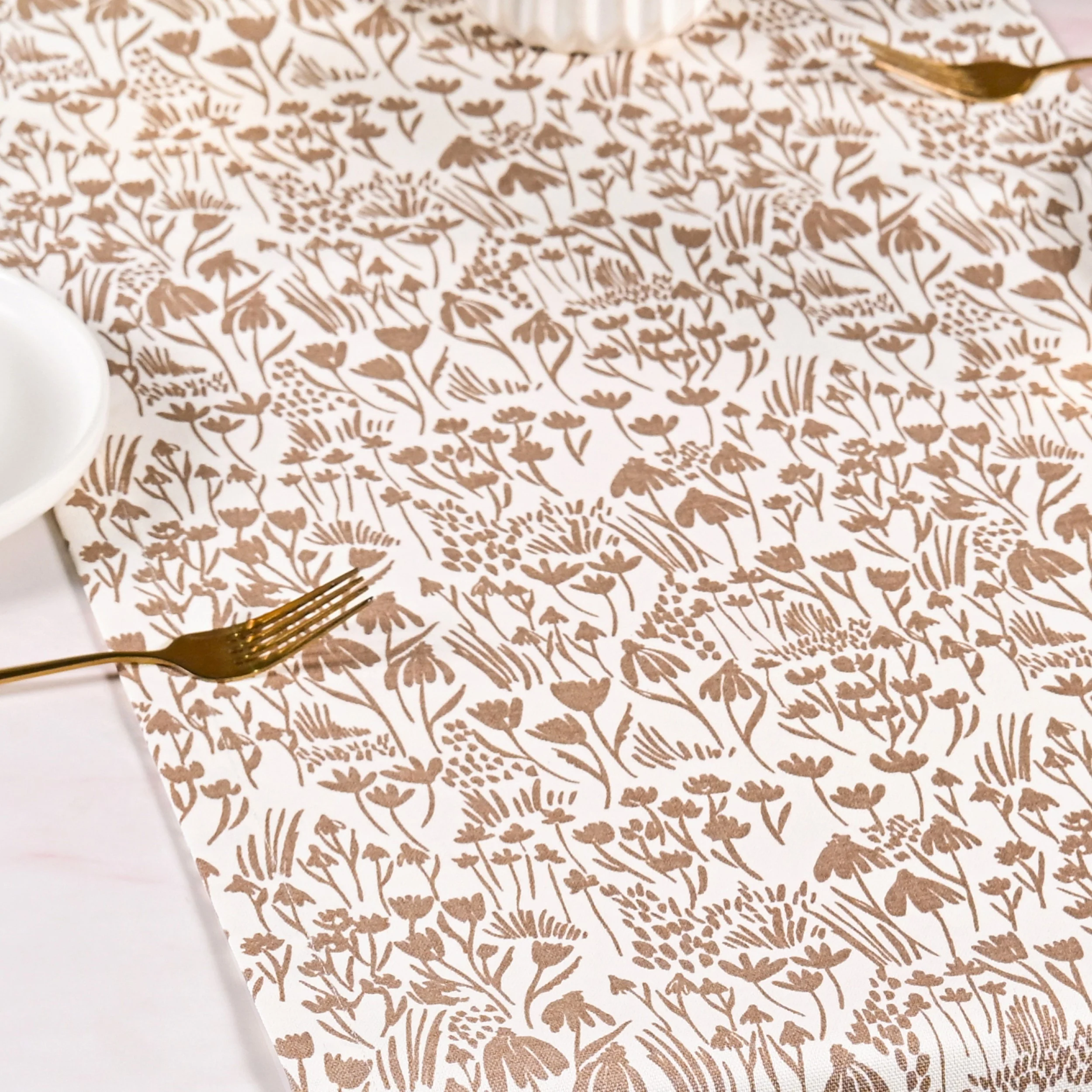 Desert Dusk 8 Seater Table Runner 264x35cm - Image 6