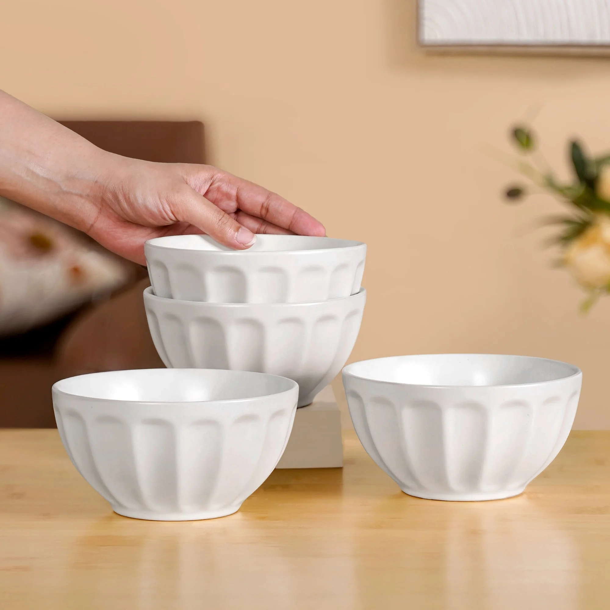 Embossed Cream Ceramic Bowl Set Of 4 580ml - Image 3