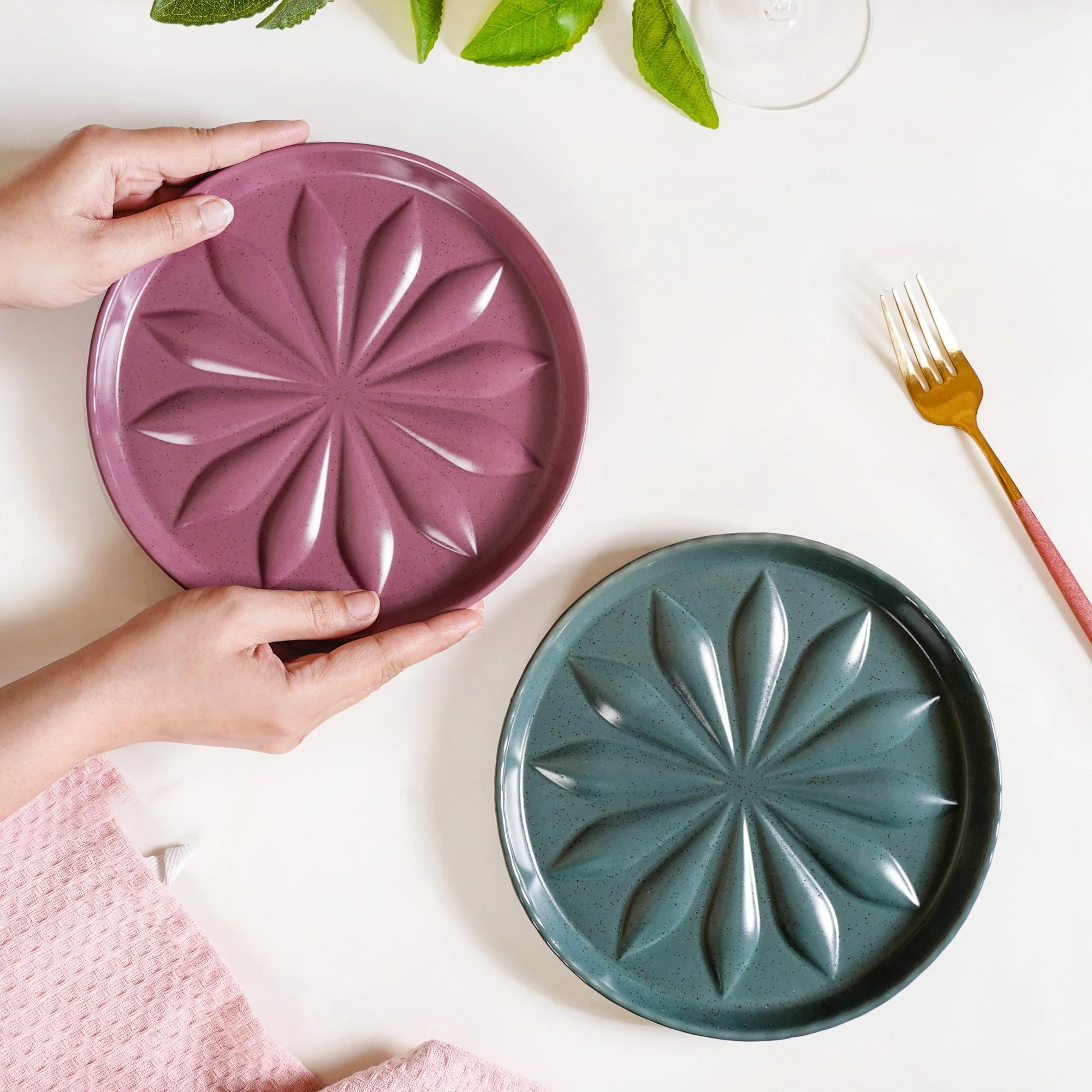 Embossed Green Mauve Salad Plate Set Of 2 19cm - Image 2