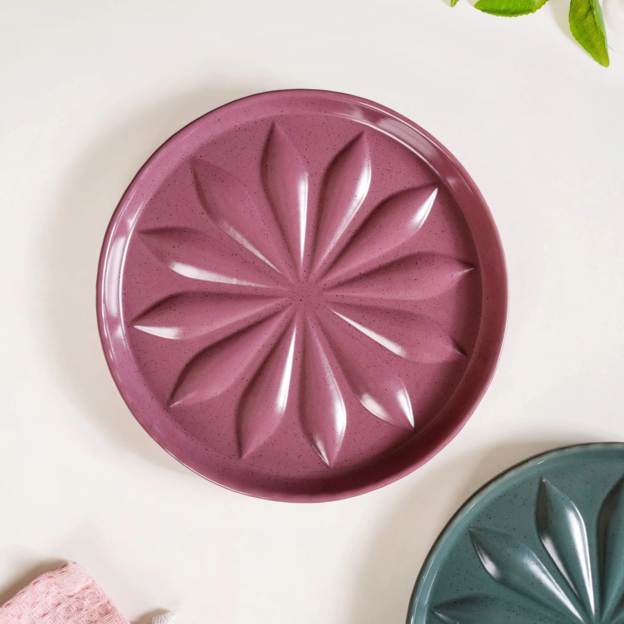 Embossed Green Mauve Salad Plate Set Of 2 19cm - Image 8