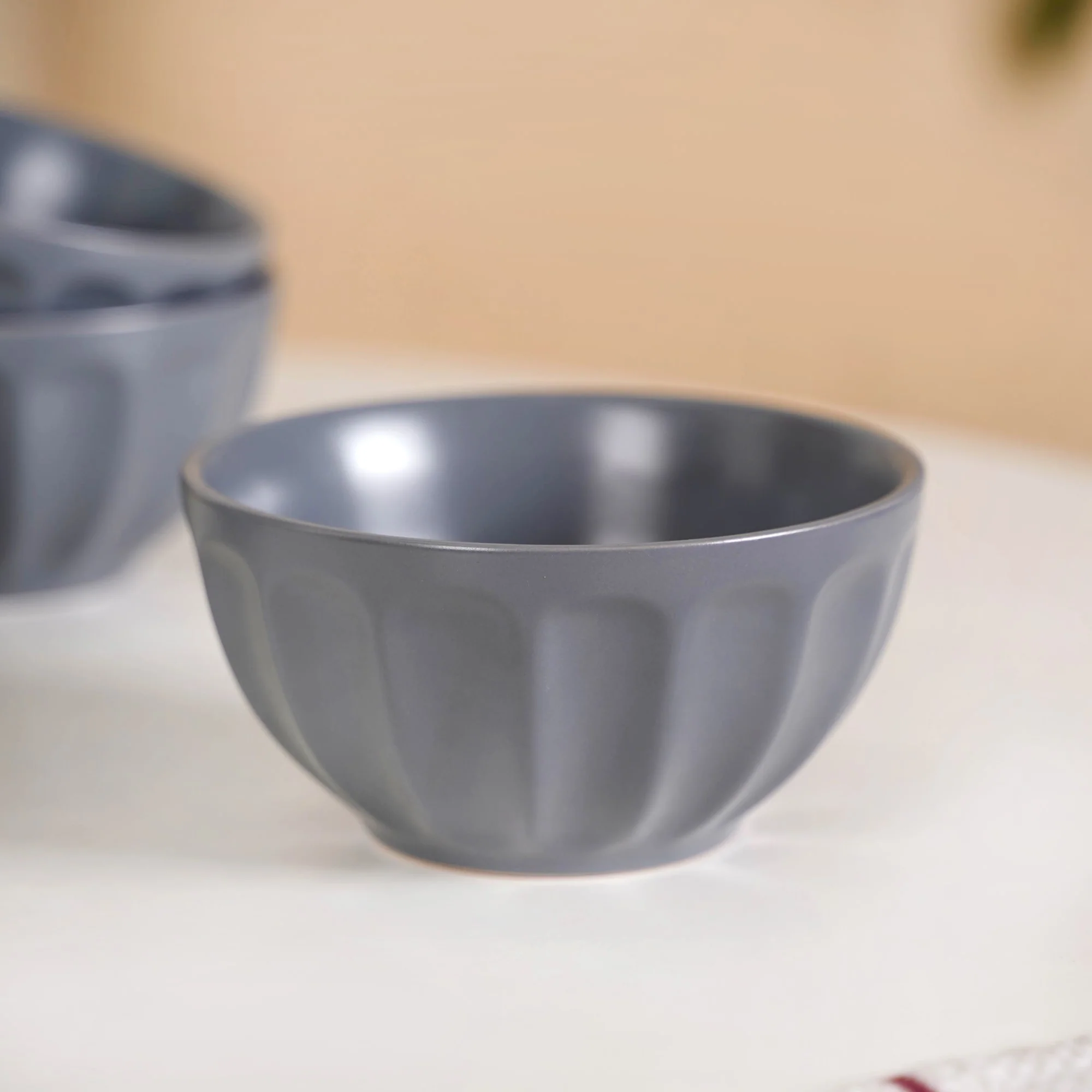 Embossed Grey Ceramic Bowl Set Of 4 580ml - Image 6