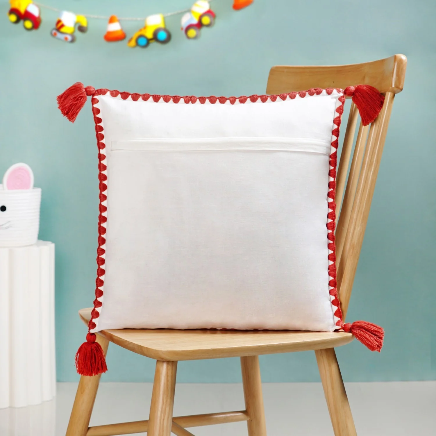 Floral Cat Embroidered Cushion Cover With Tassels 42x42cm - Image 8