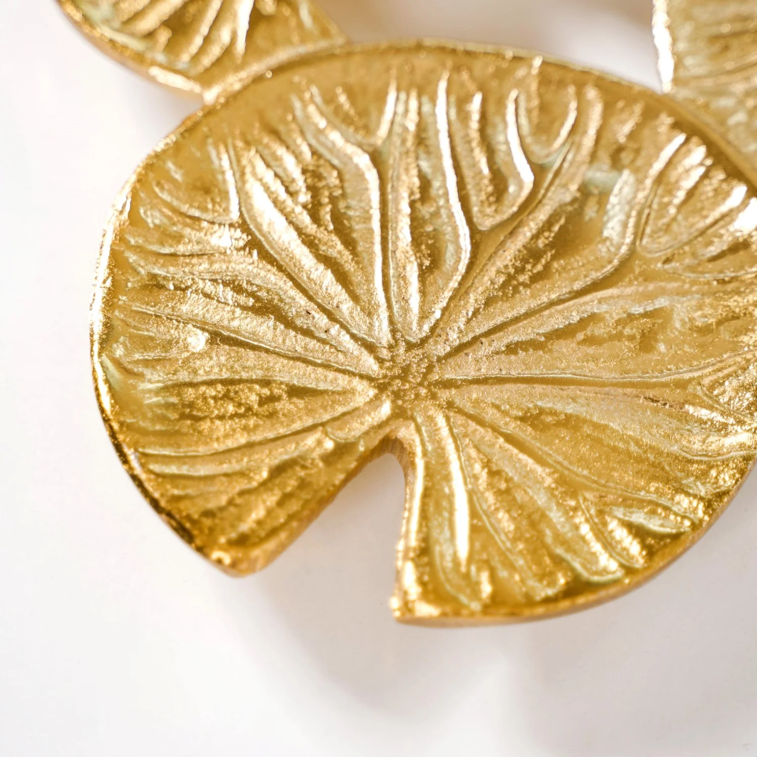 Golden Lotus Leaf Cluster Decorative Tray - Image 9