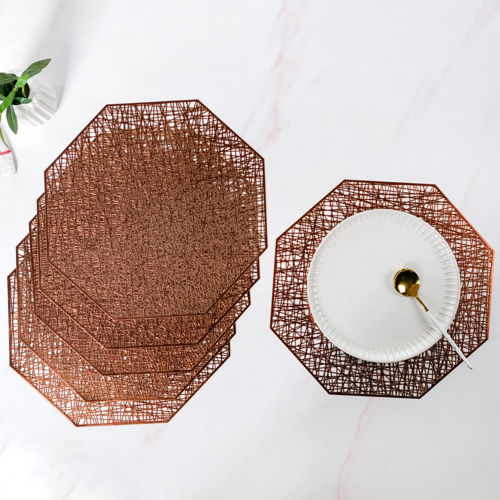 Golden Table Mat Set Of 6 - Image 3