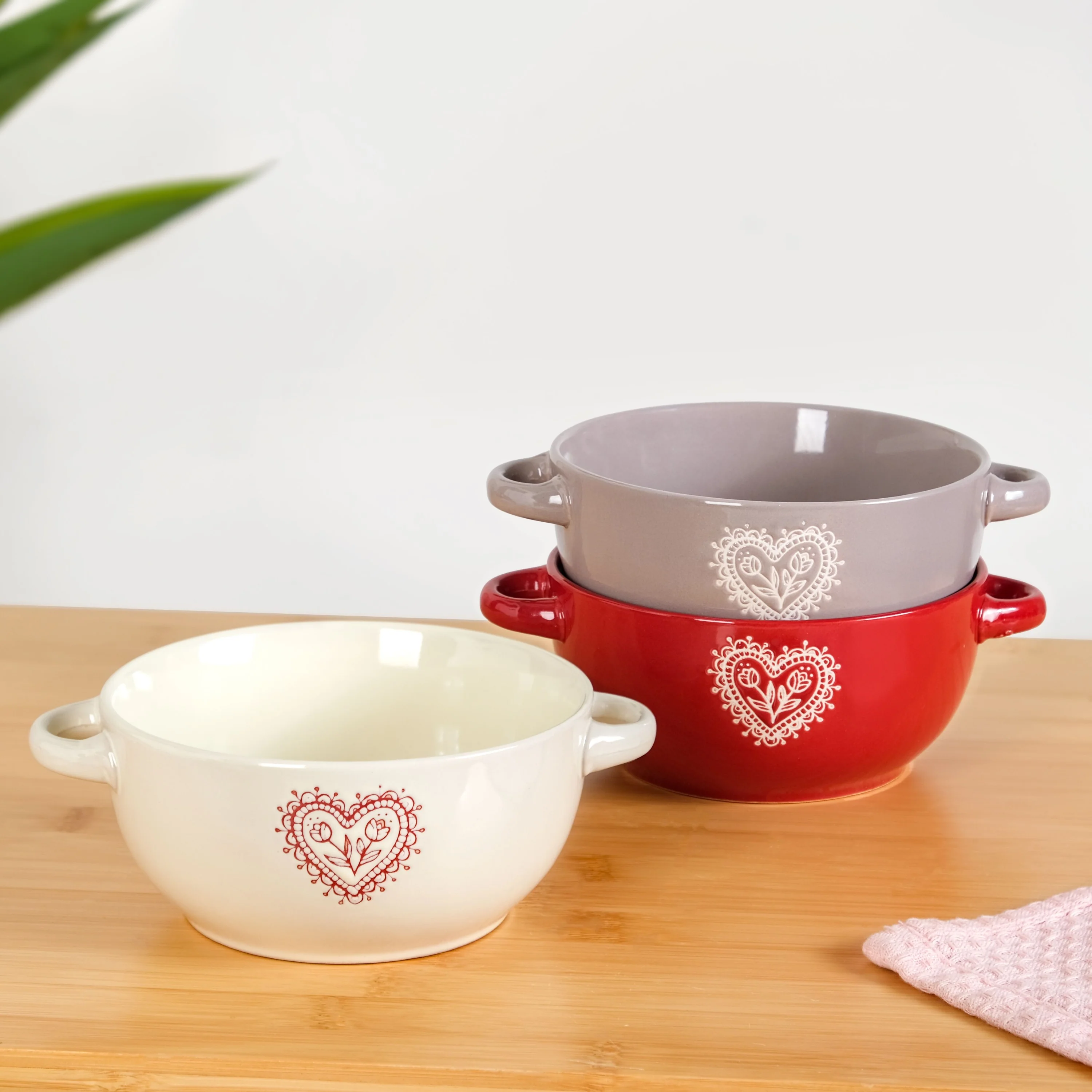 Hearty Ceramic Bowl With Handle Set Of 3 Red Grey Cream 370ml - Image 9