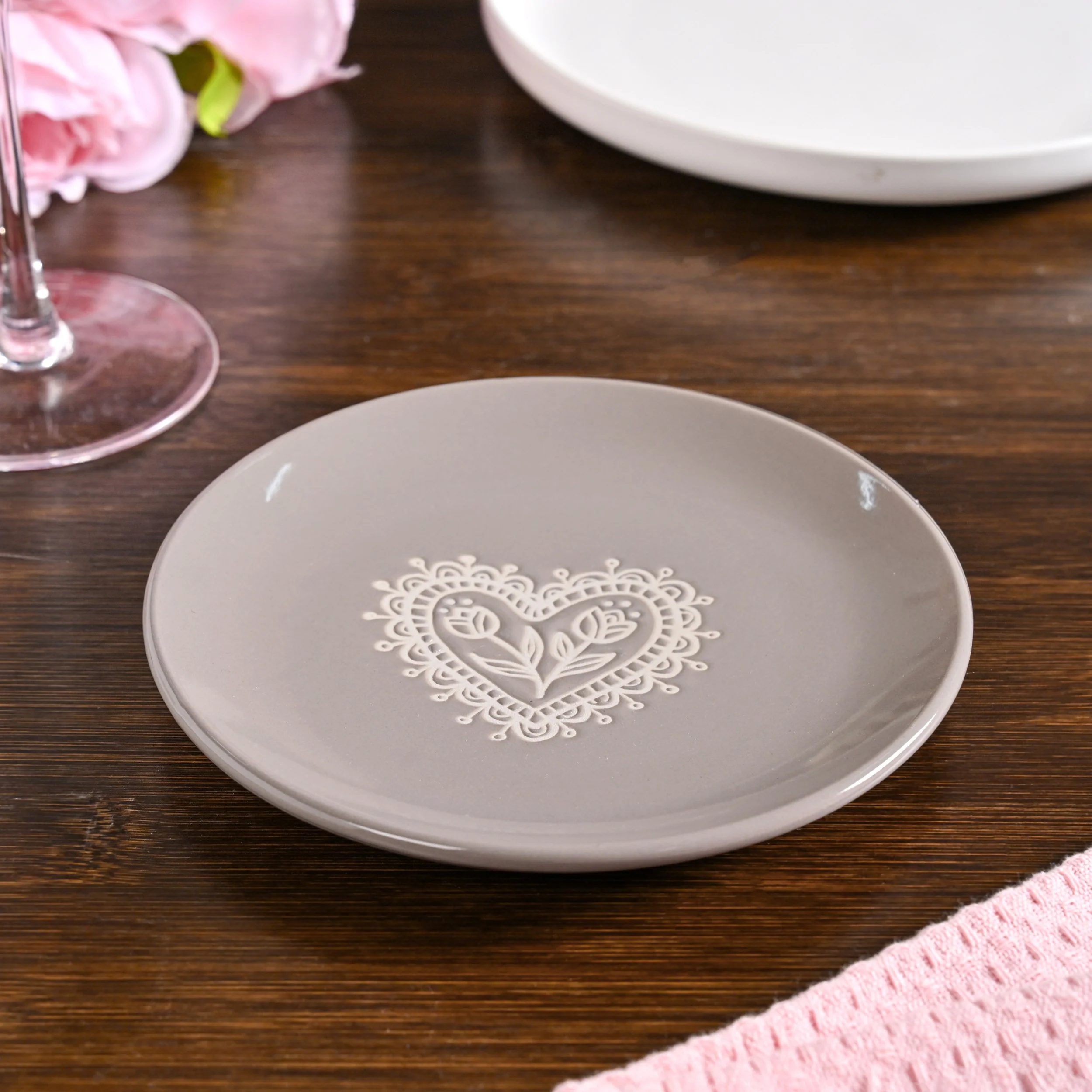 Hearty Ceramic Dessert Plate Taupe Grey Set Of 2 15cm - Image 8