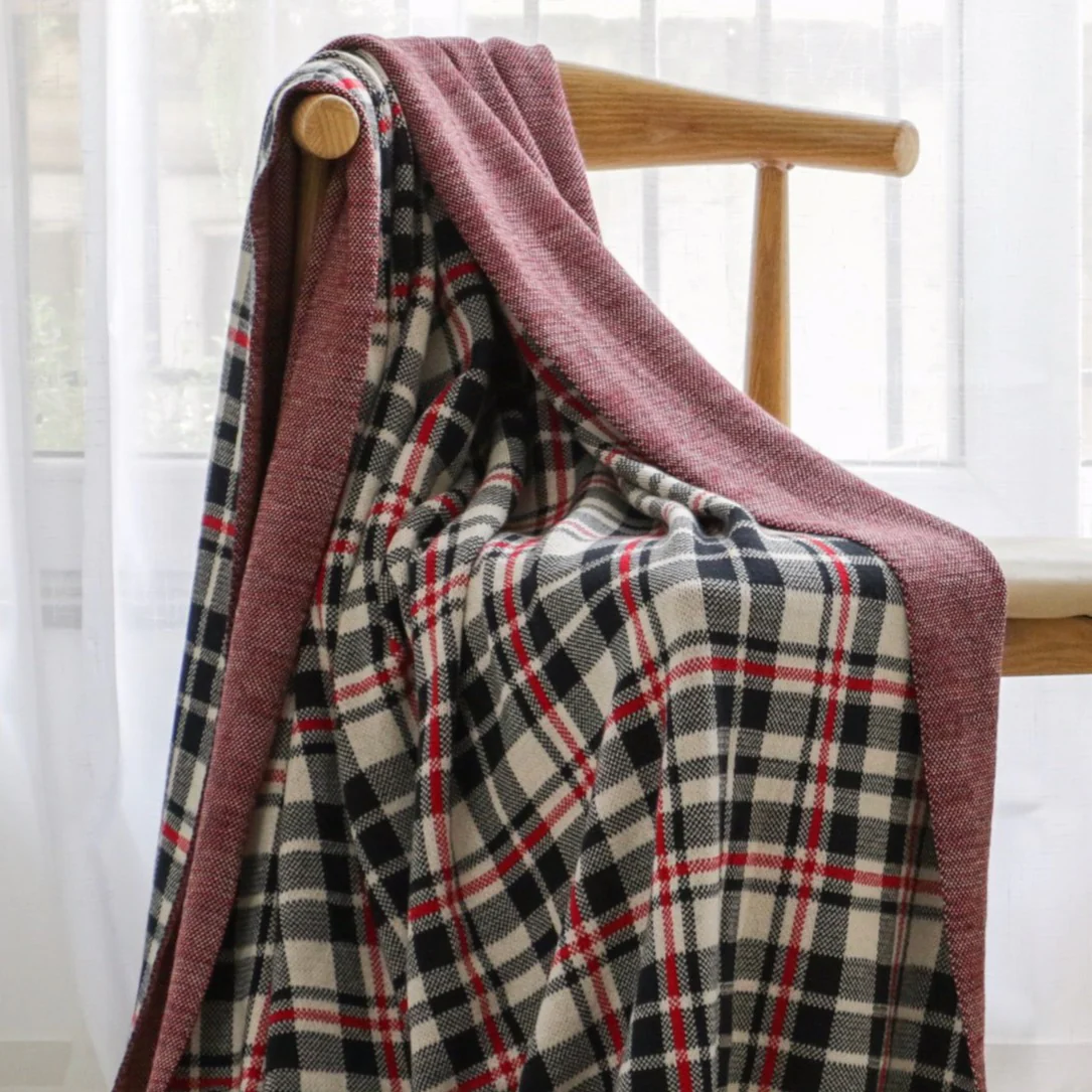 Knitted Throw Blanket - Image 5