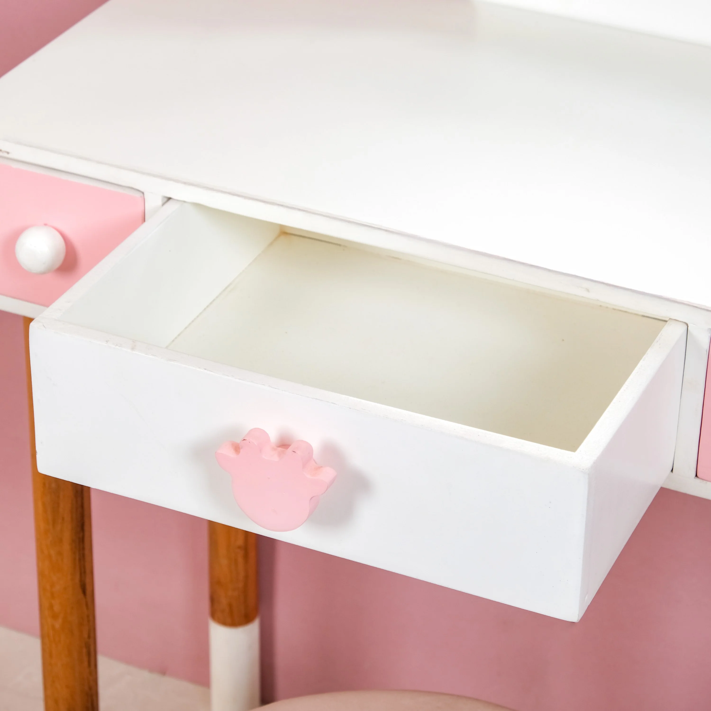 Little Deer Pretend Play Dressing Table Set - Image 7