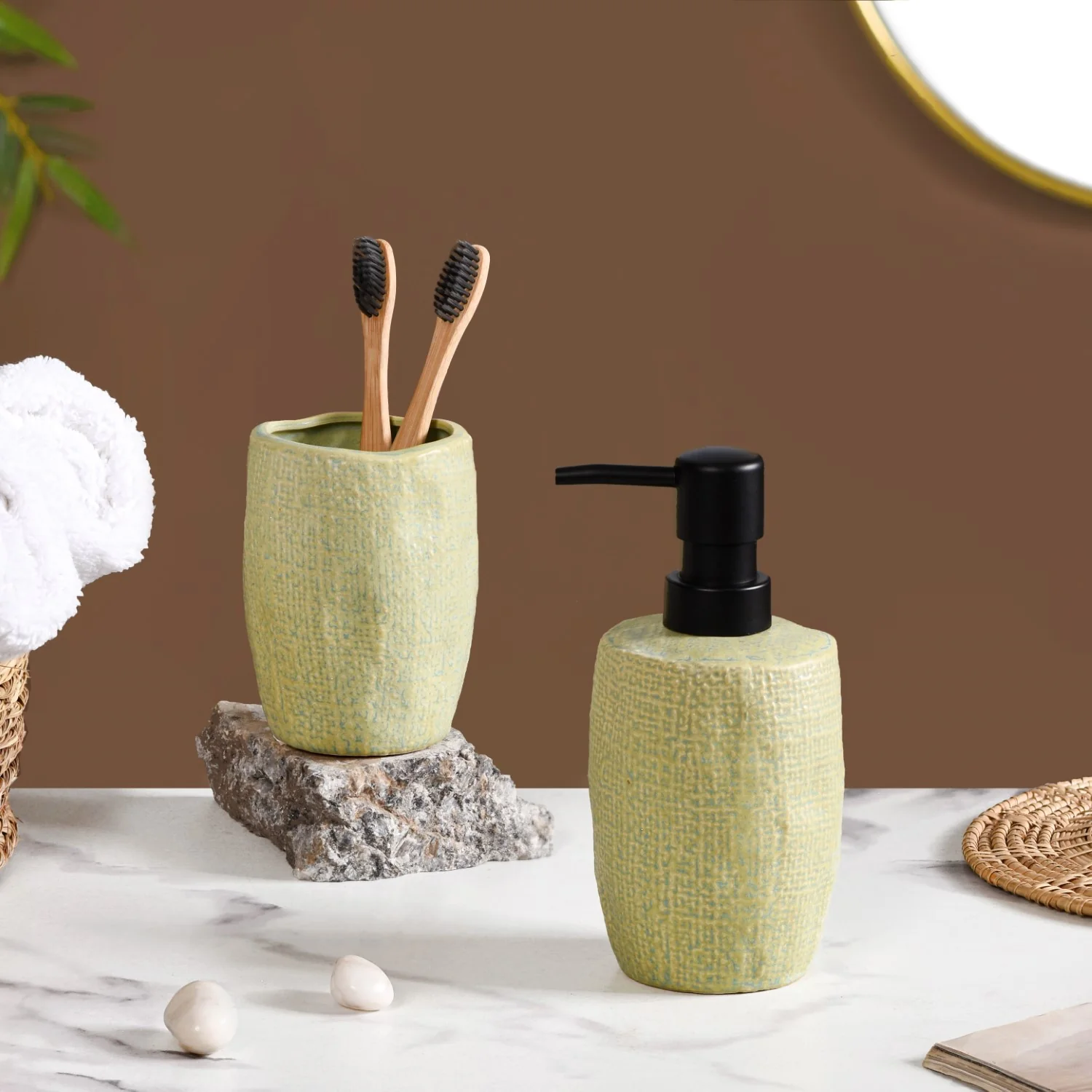 Lush Ceramic Bath Set Of 2 Lime Green - Image 10