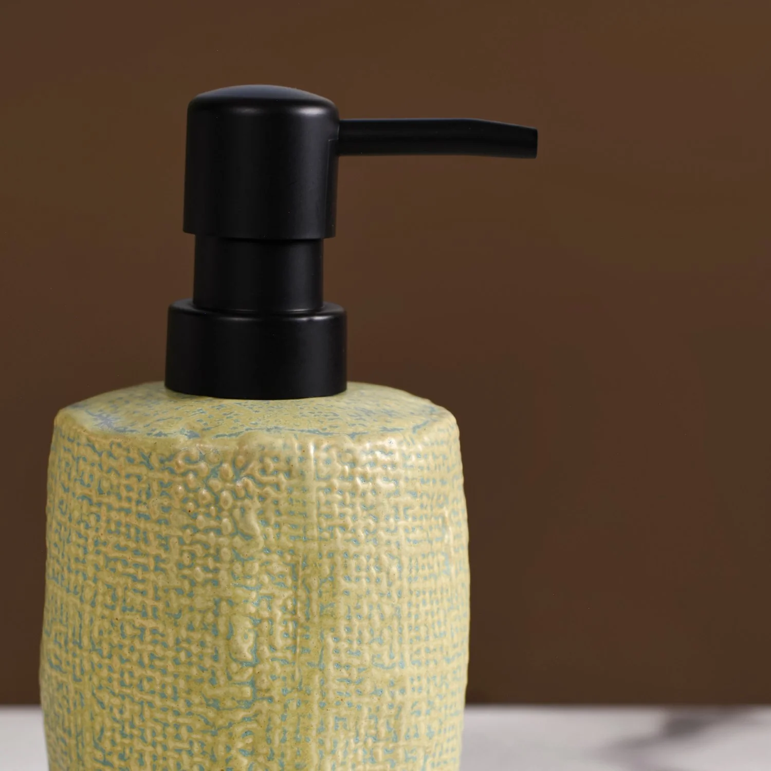 Lush Ceramic Bath Set Of 2 Lime Green - Image 9
