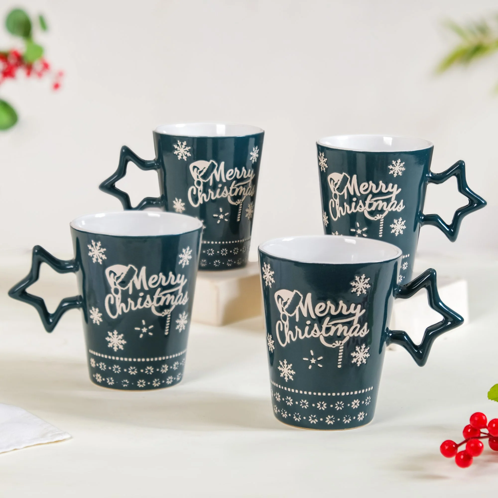 Merry Christmas Set Of 4 Cups With Star Handle Green 300ml - Image 9