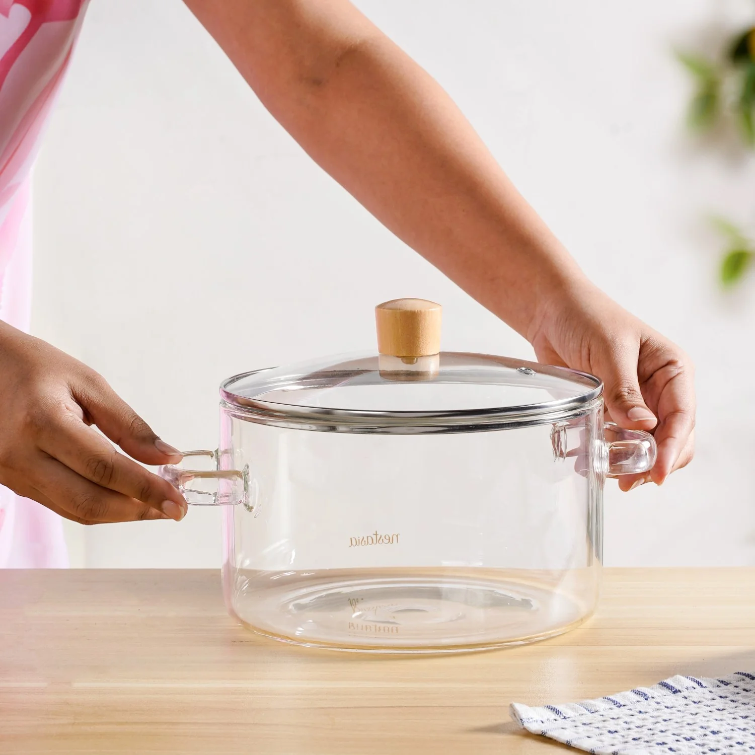Minimalist Borosilicate Glass Cooking Pot With Lid 3200ml - Image 3