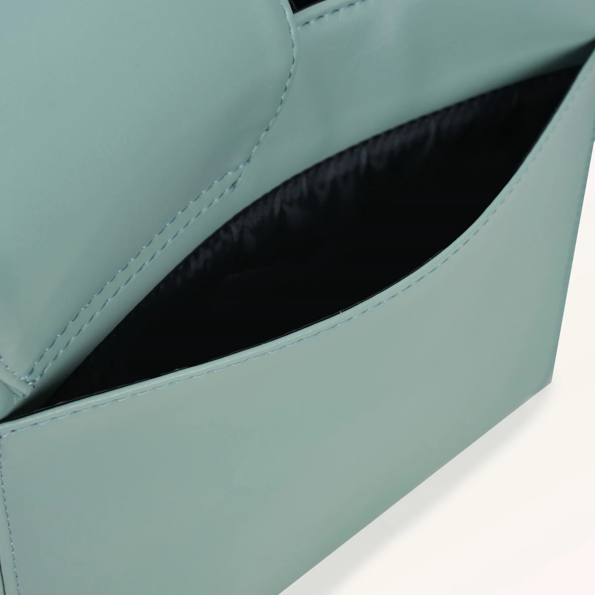 Mint Green Water Bottle Bag With Sling - Image 9
