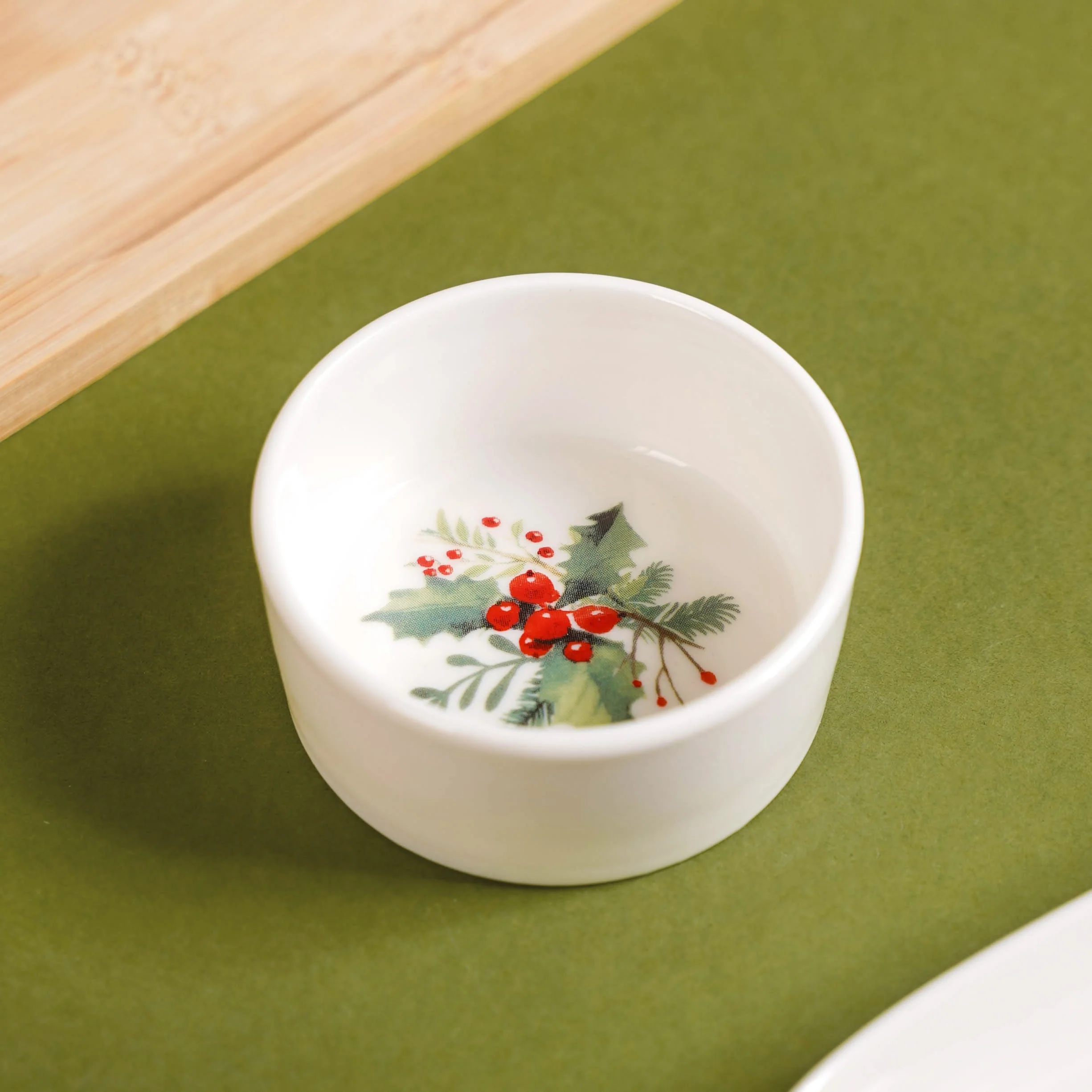 Mistletoe Santa Serving Platter Set Of 6 - Image 6