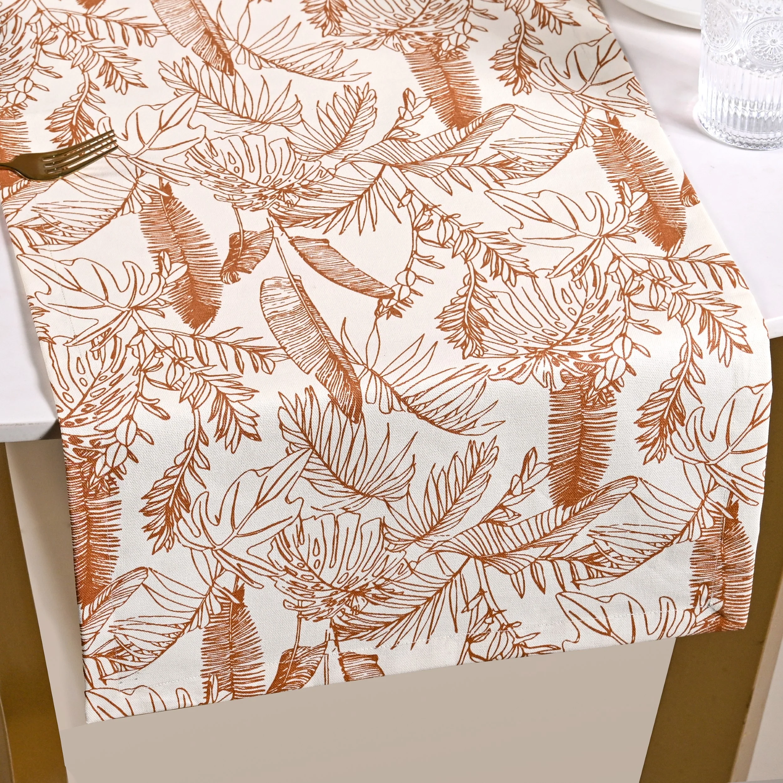 Mocha Fern Table Runner 8 Seater 264x35cm - Image 7